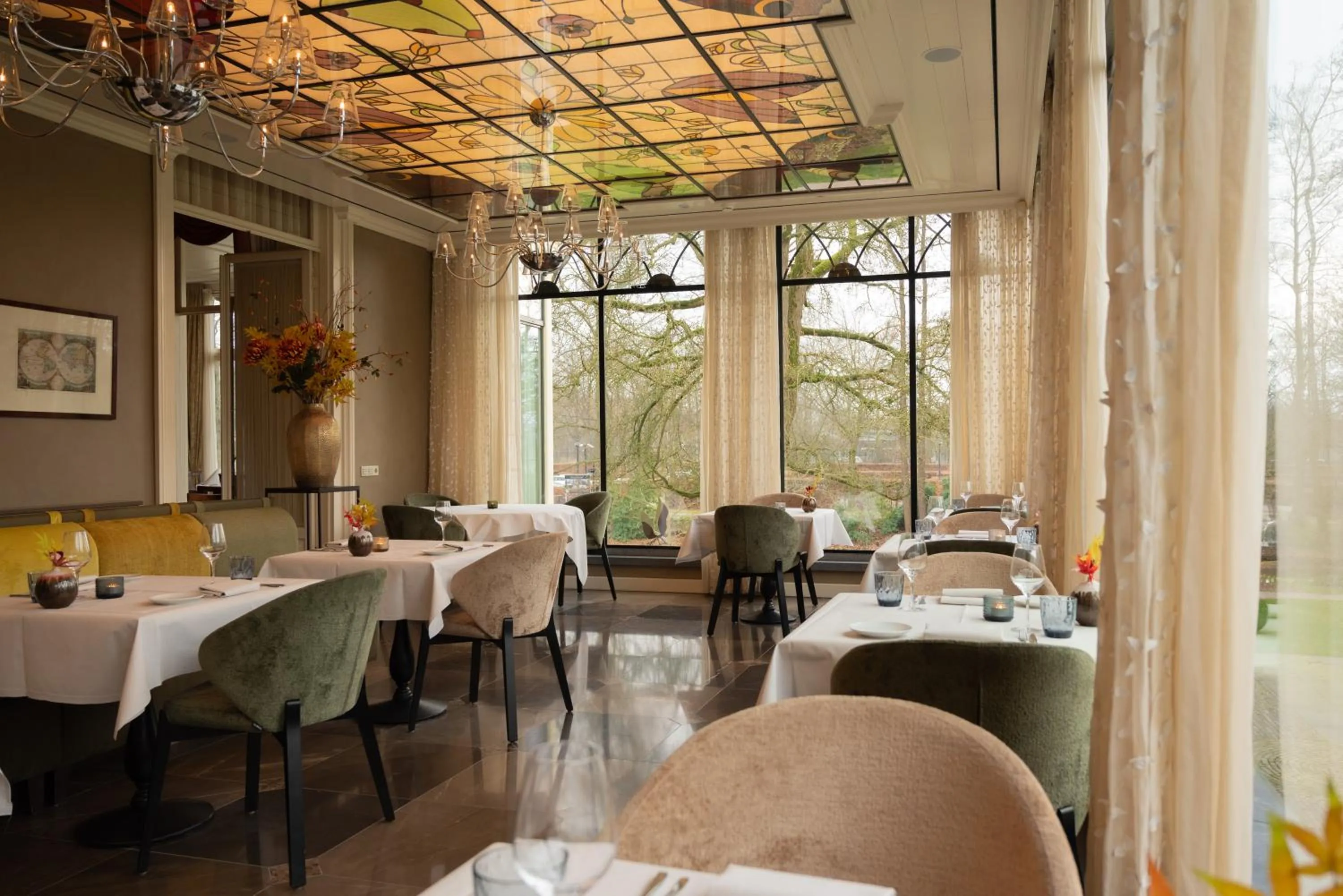 Restaurant/places to eat in Kasteel De Vanenburg