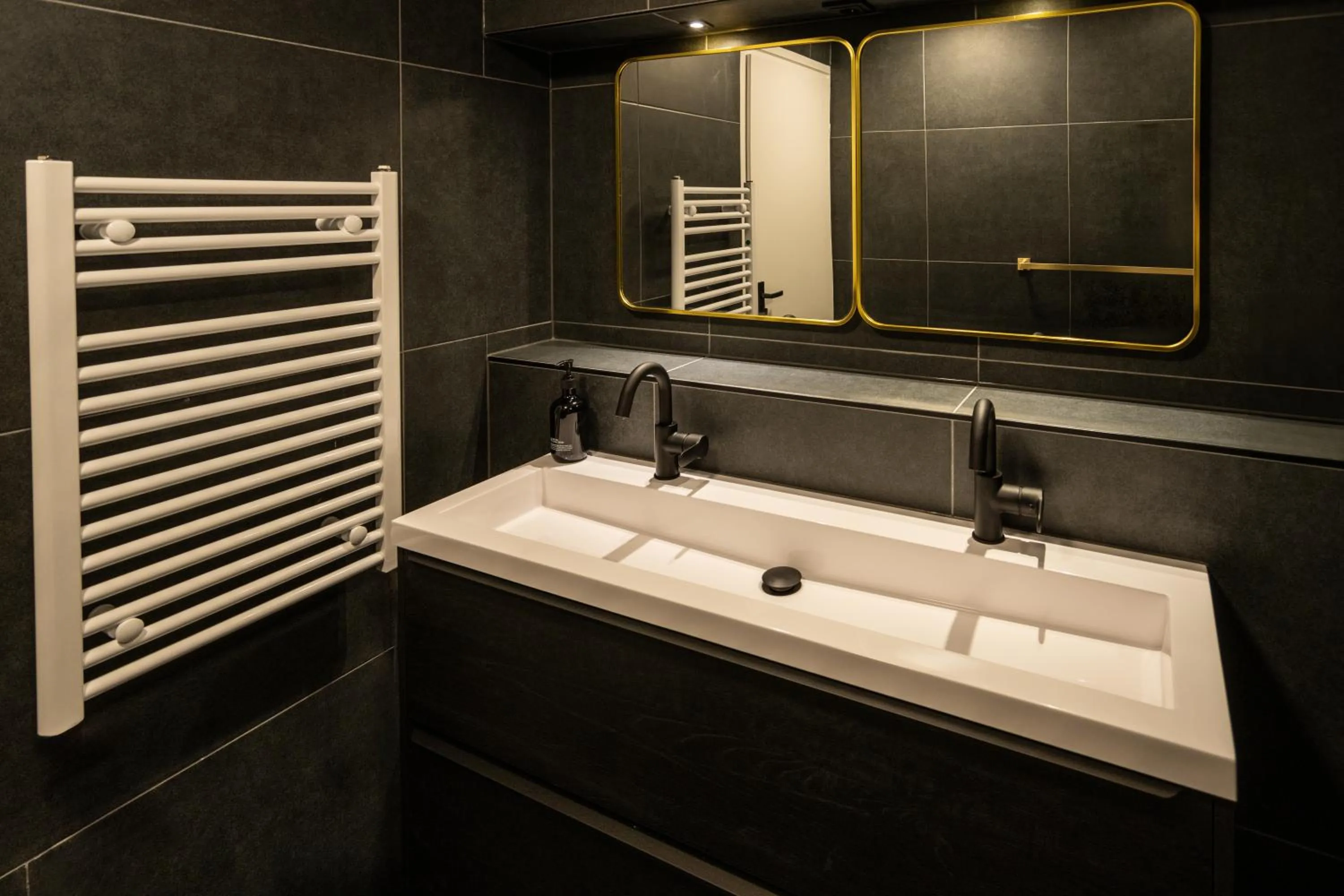 Square Boutique Hotel & Brasserie