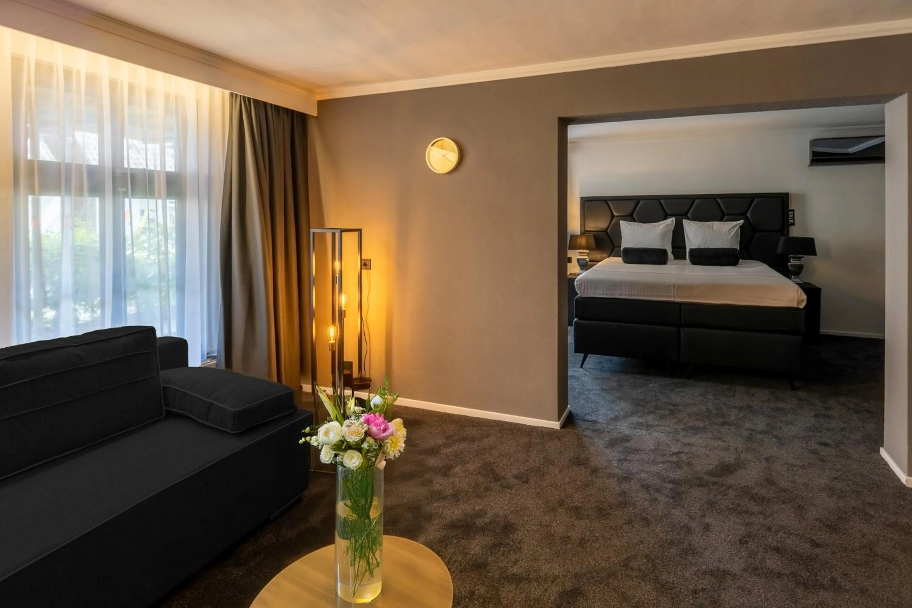 Bed in Square Boutique Hotel & Brasserie