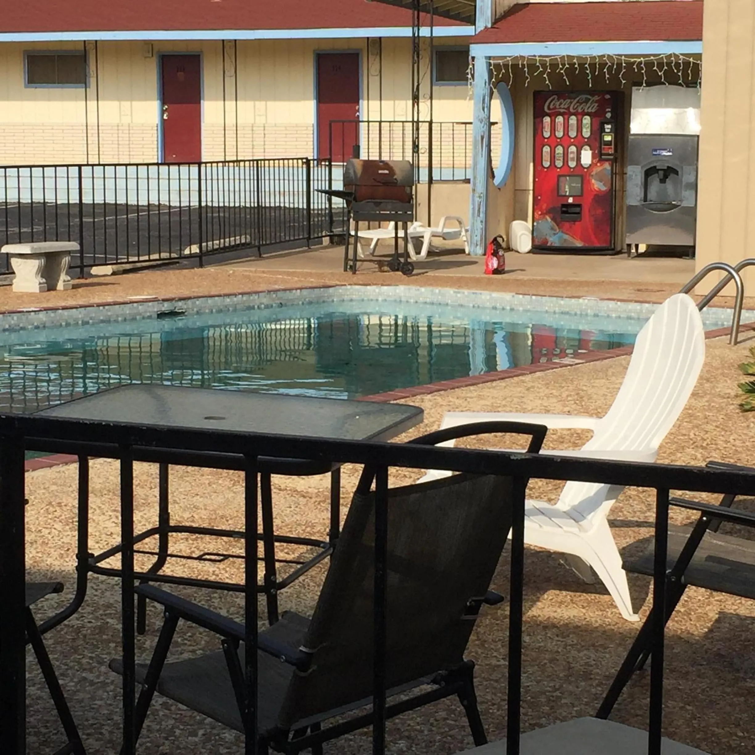 Patio in Ladybird Inn