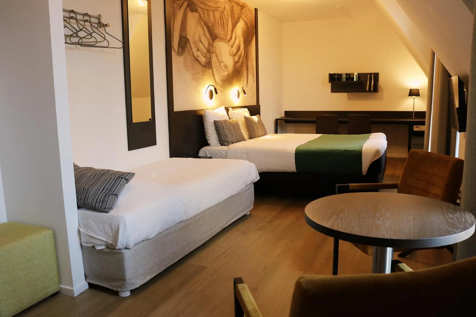 Bed in Parkhotel Auberge Vincent