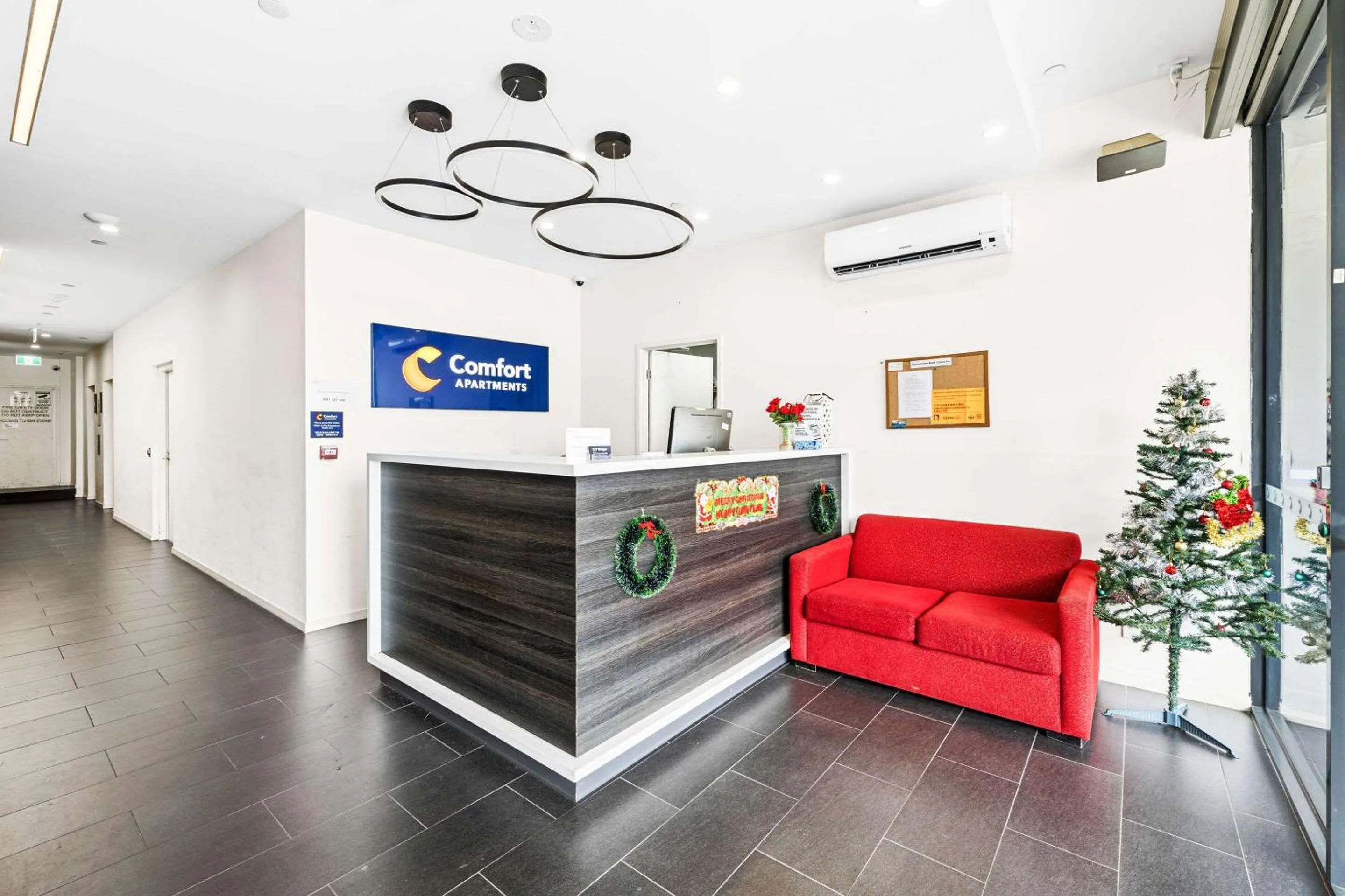 Lobby or reception in Comfort Apartments Box Hill