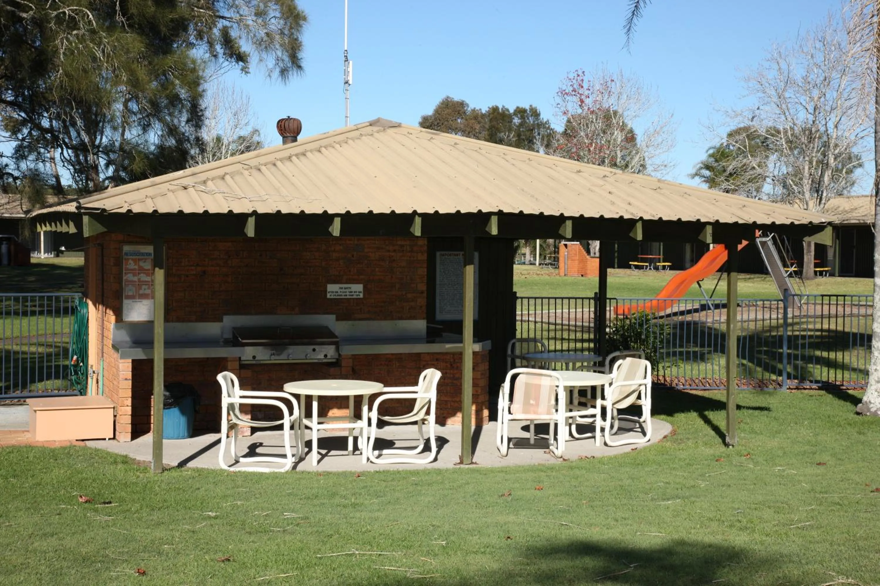 BBQ facilities in Tuncurry Lakes Resort