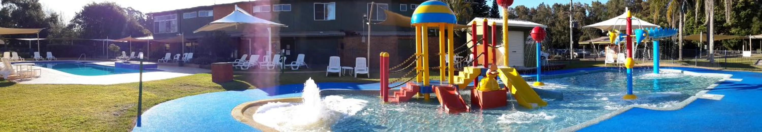 Swimming pool in Tuncurry Lakes Resort