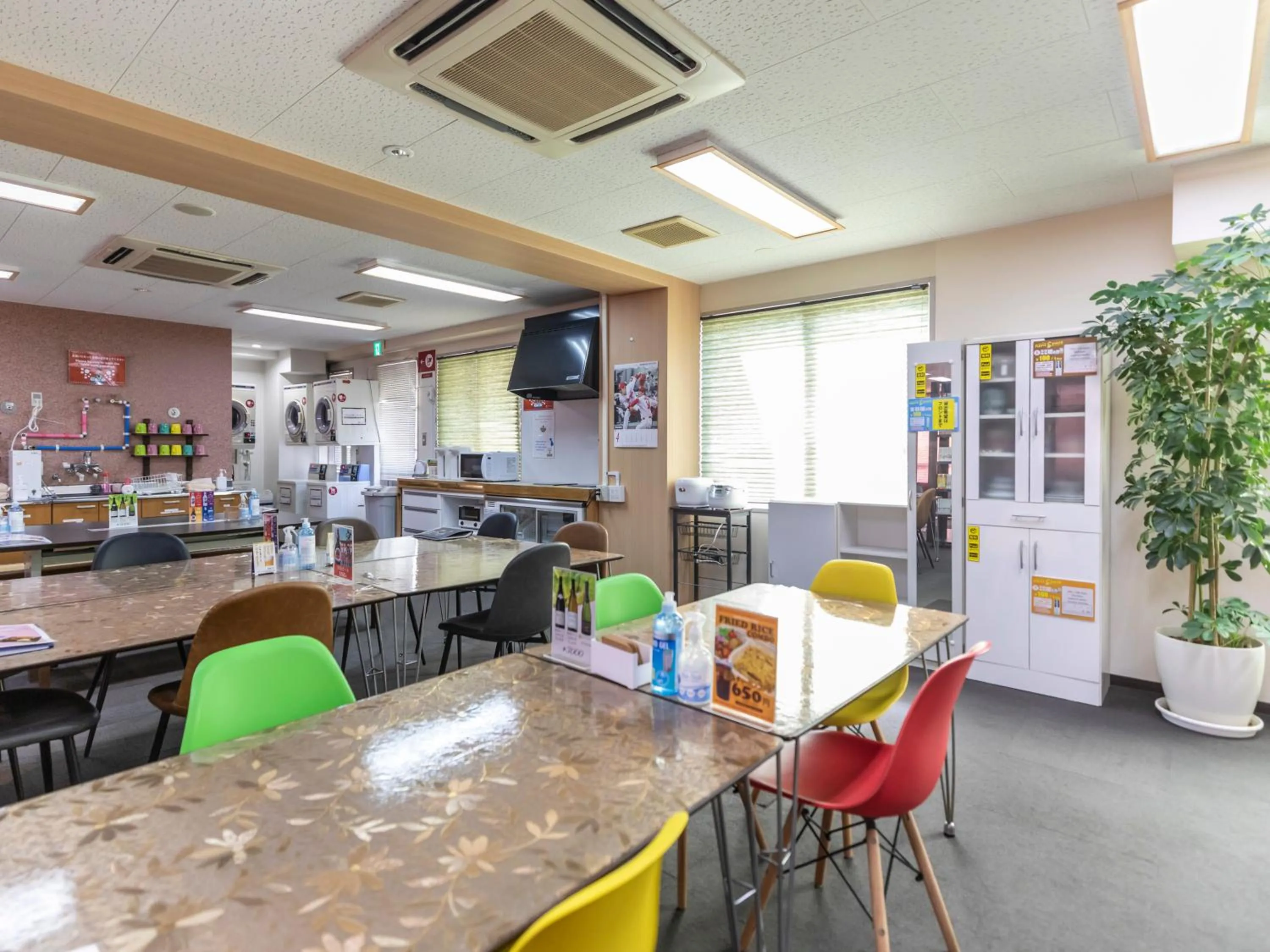 Kitchen or kitchenette in Omotenashi Hostel Miyajima