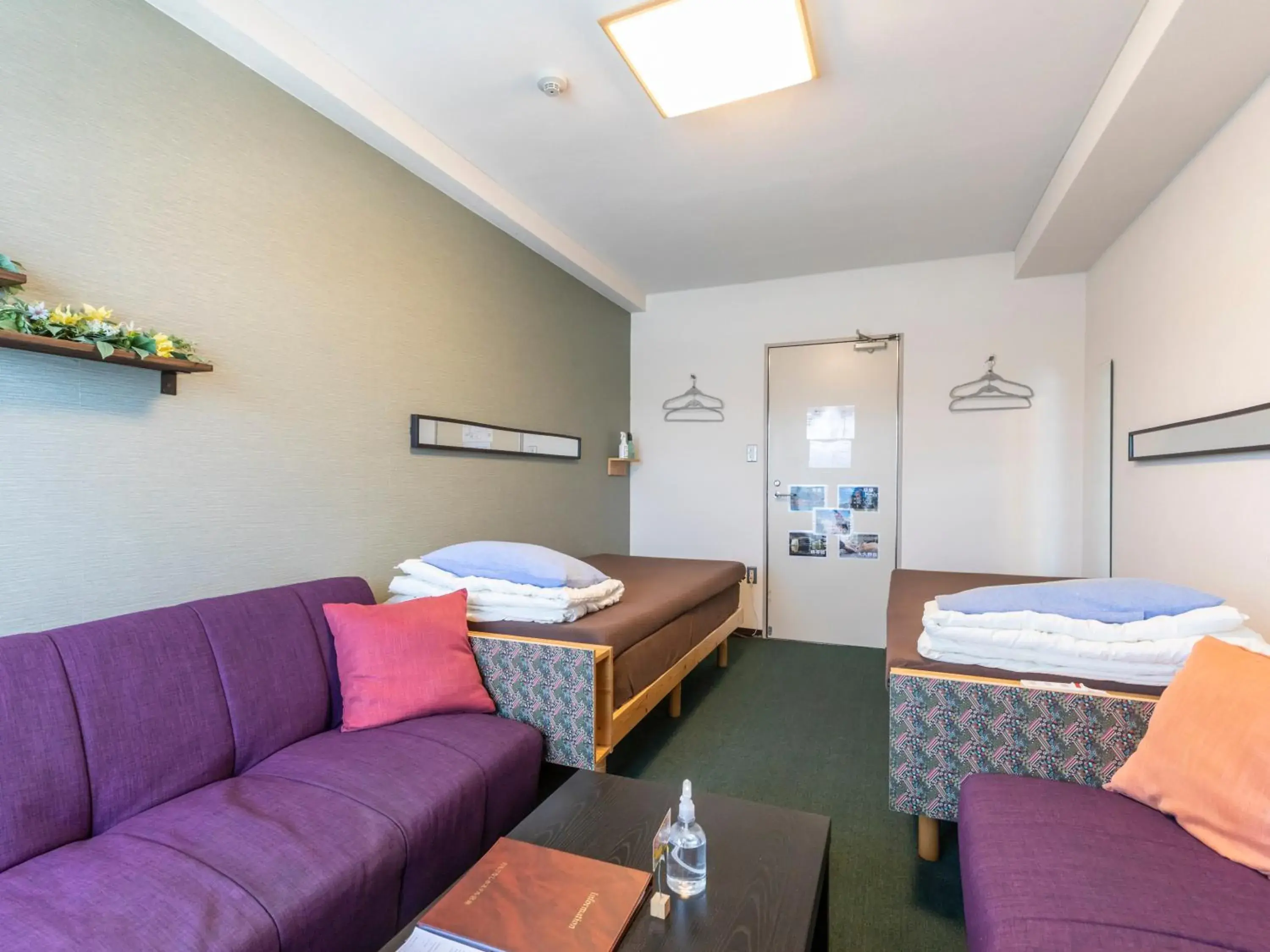 Twin Room with Shared Bathroom - single occupancy in Omotenashi Hostel Miyajima Twin Room with Shared Bathroom - single occupancy in Omotenashi Hostel Miyajima