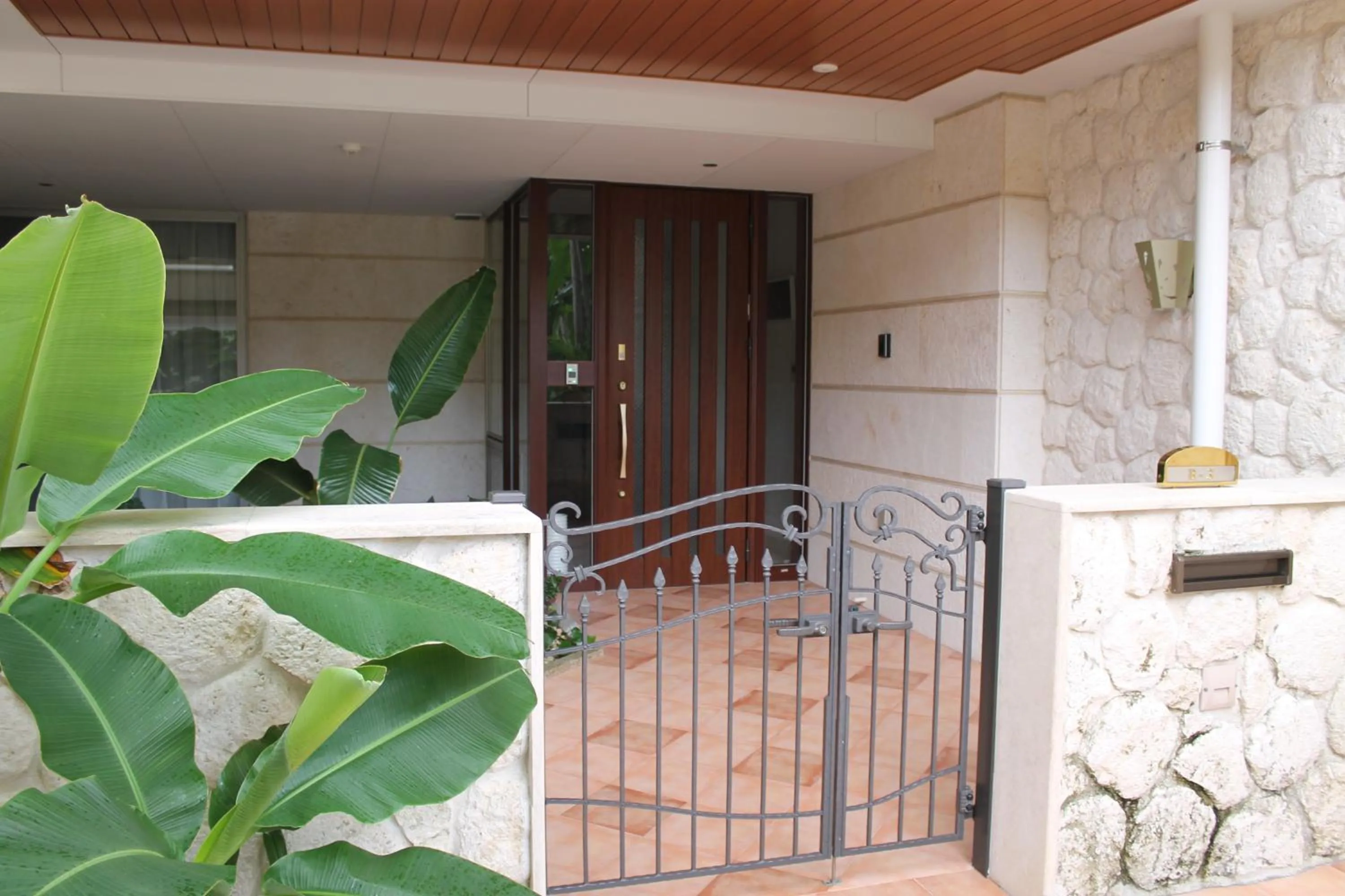 Facade/entrance in The Ubufuru Ishigaki