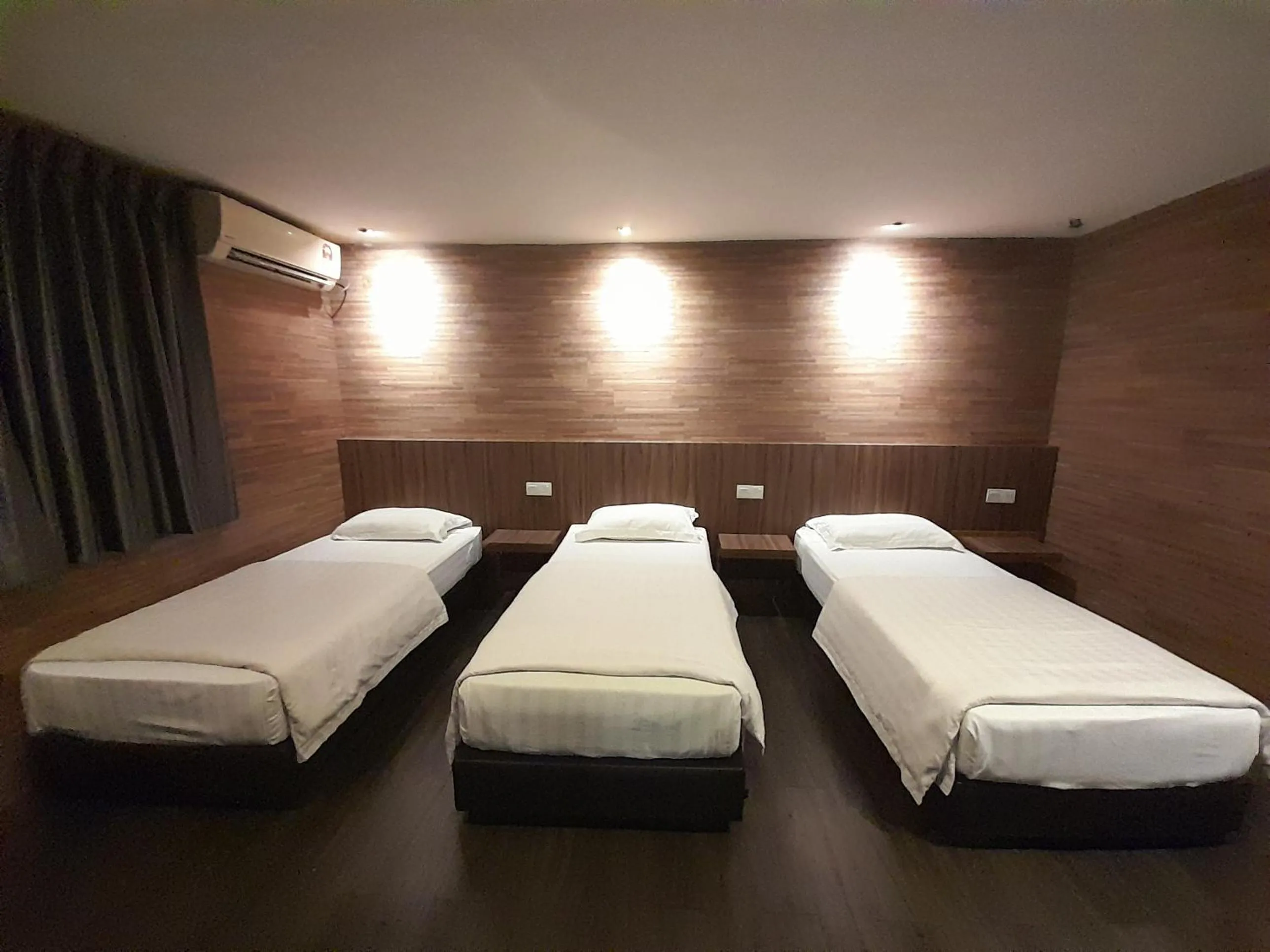 Bed in Talents Motor Park Hotel