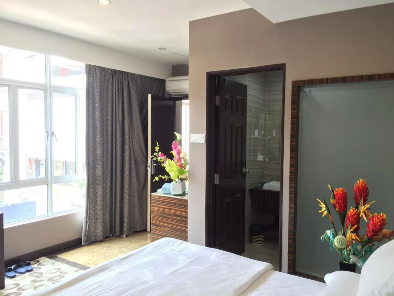 Day, Bed in Fan Holiday Hotel