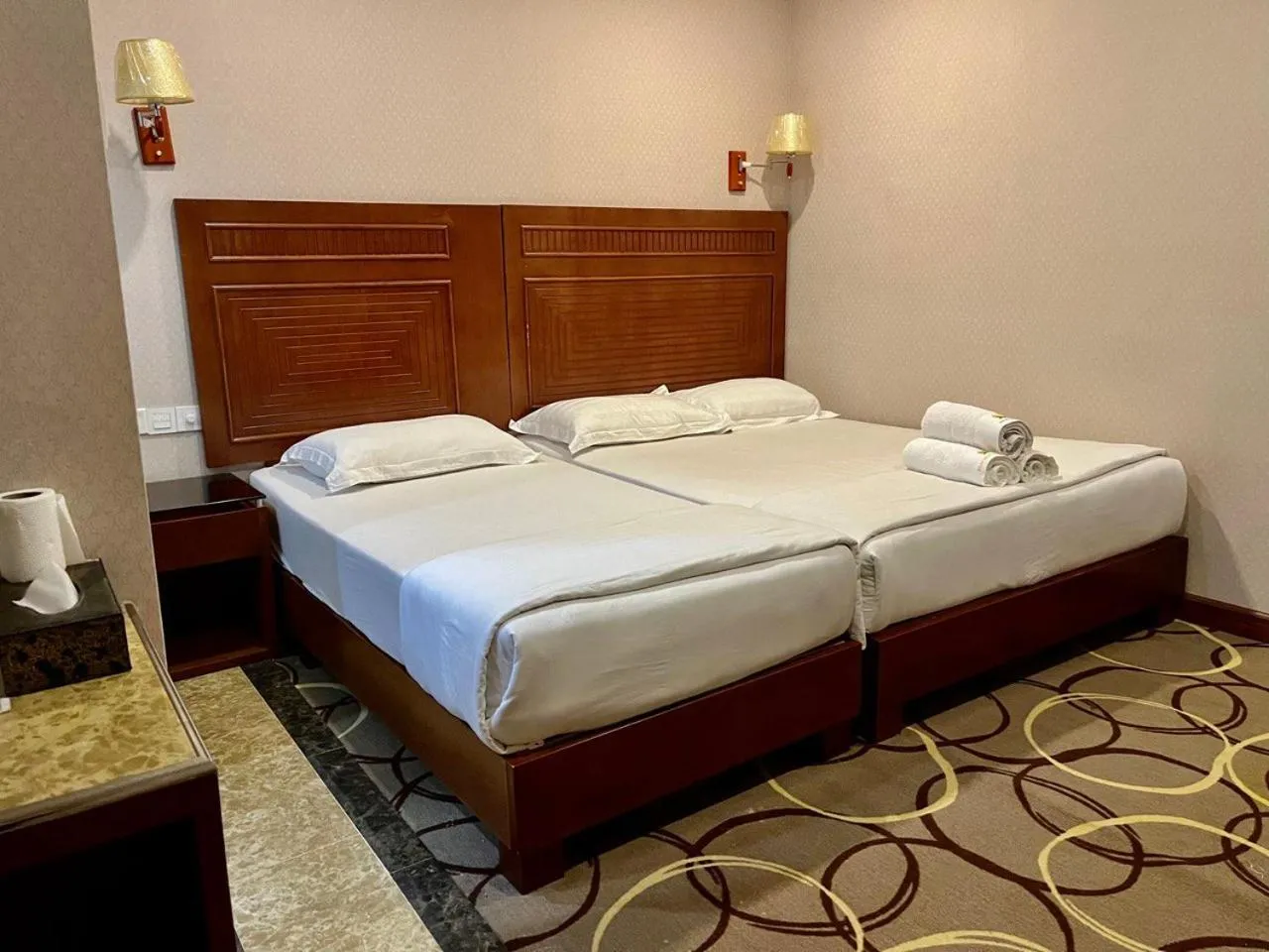 Bedroom, Bed in Fan Holiday Hotel