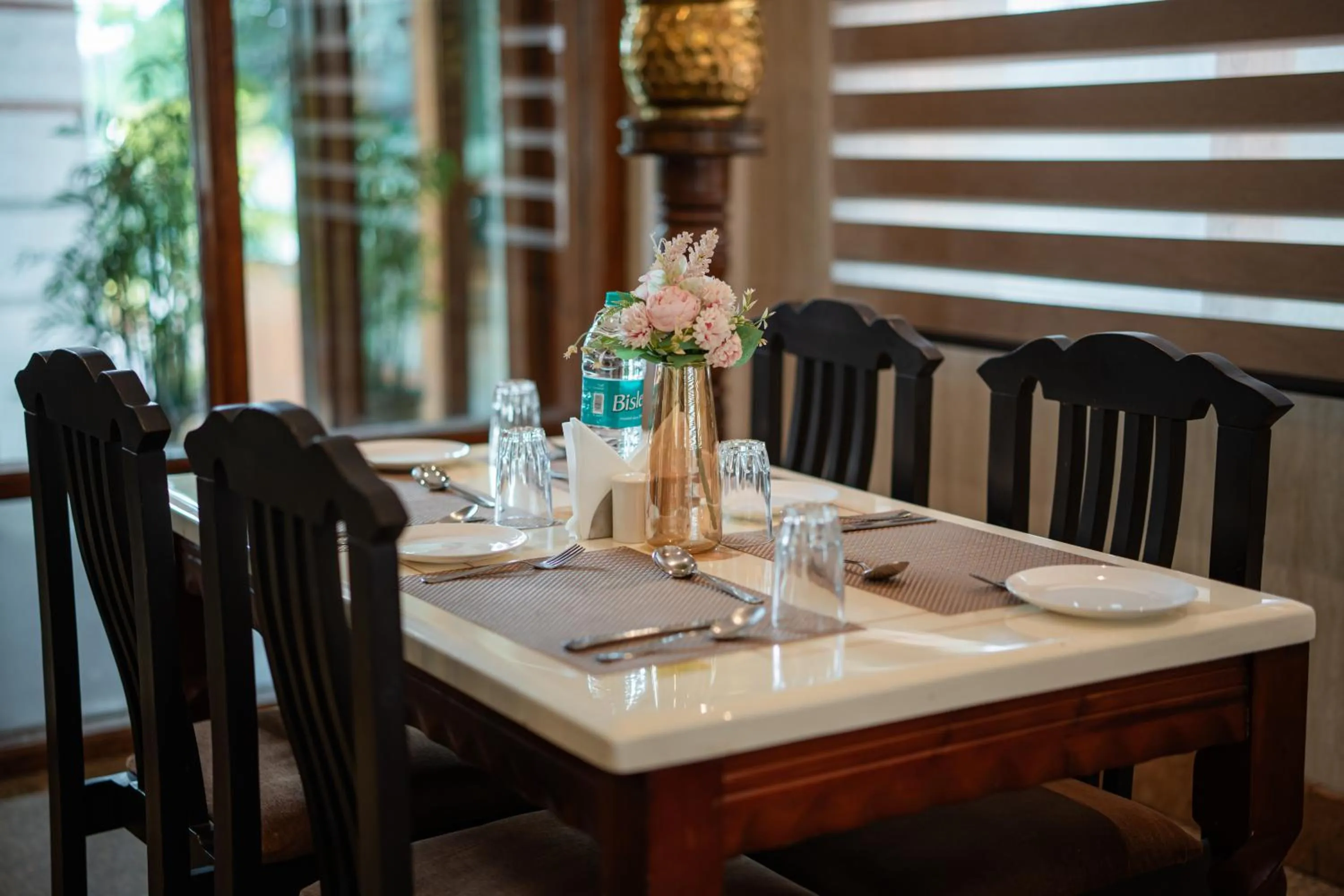 Restaurant/places to eat in Hotel Presidency Kempegowda International Airport Bangalore