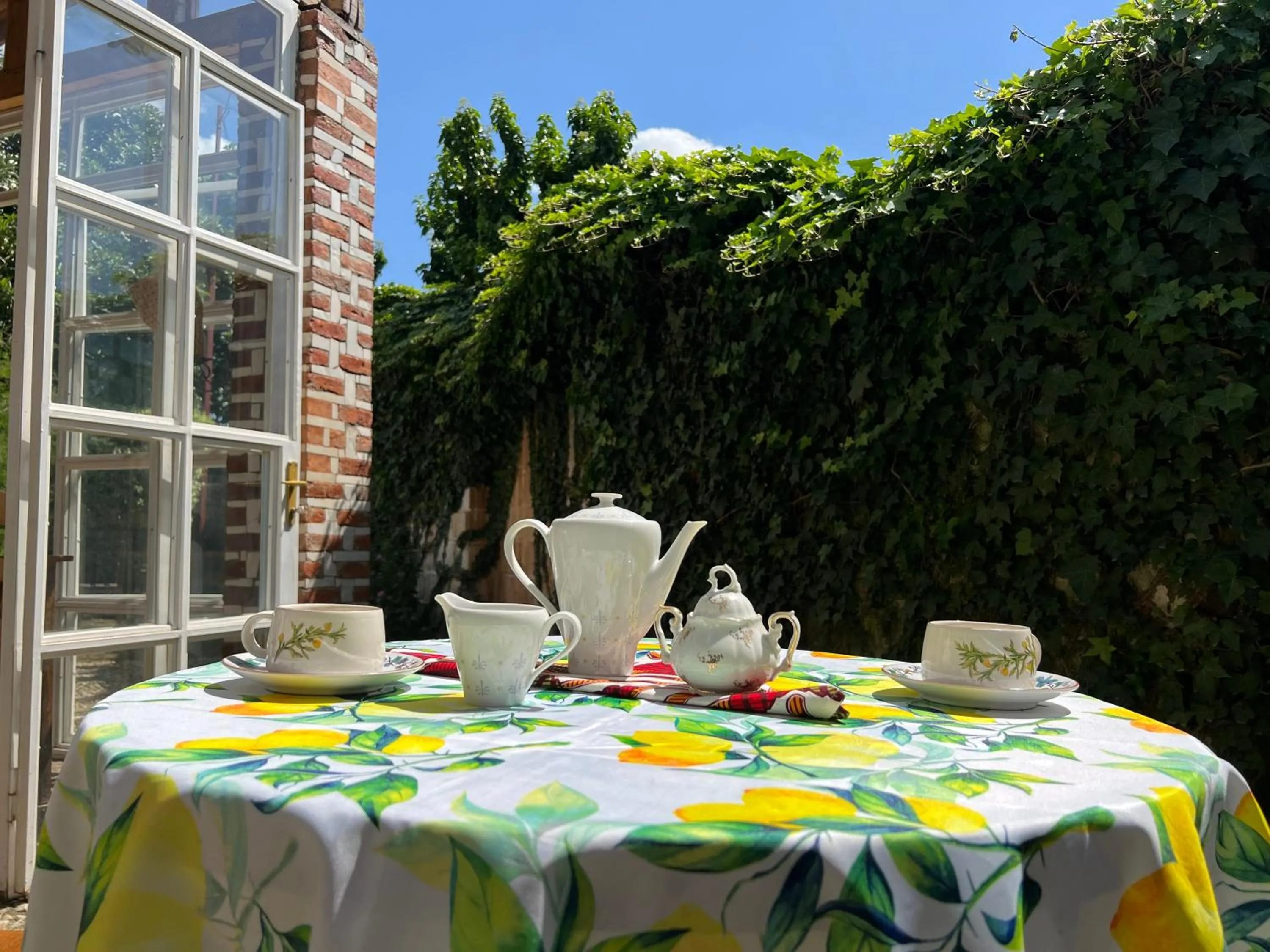 Coffee/tea facilities in La Locanda