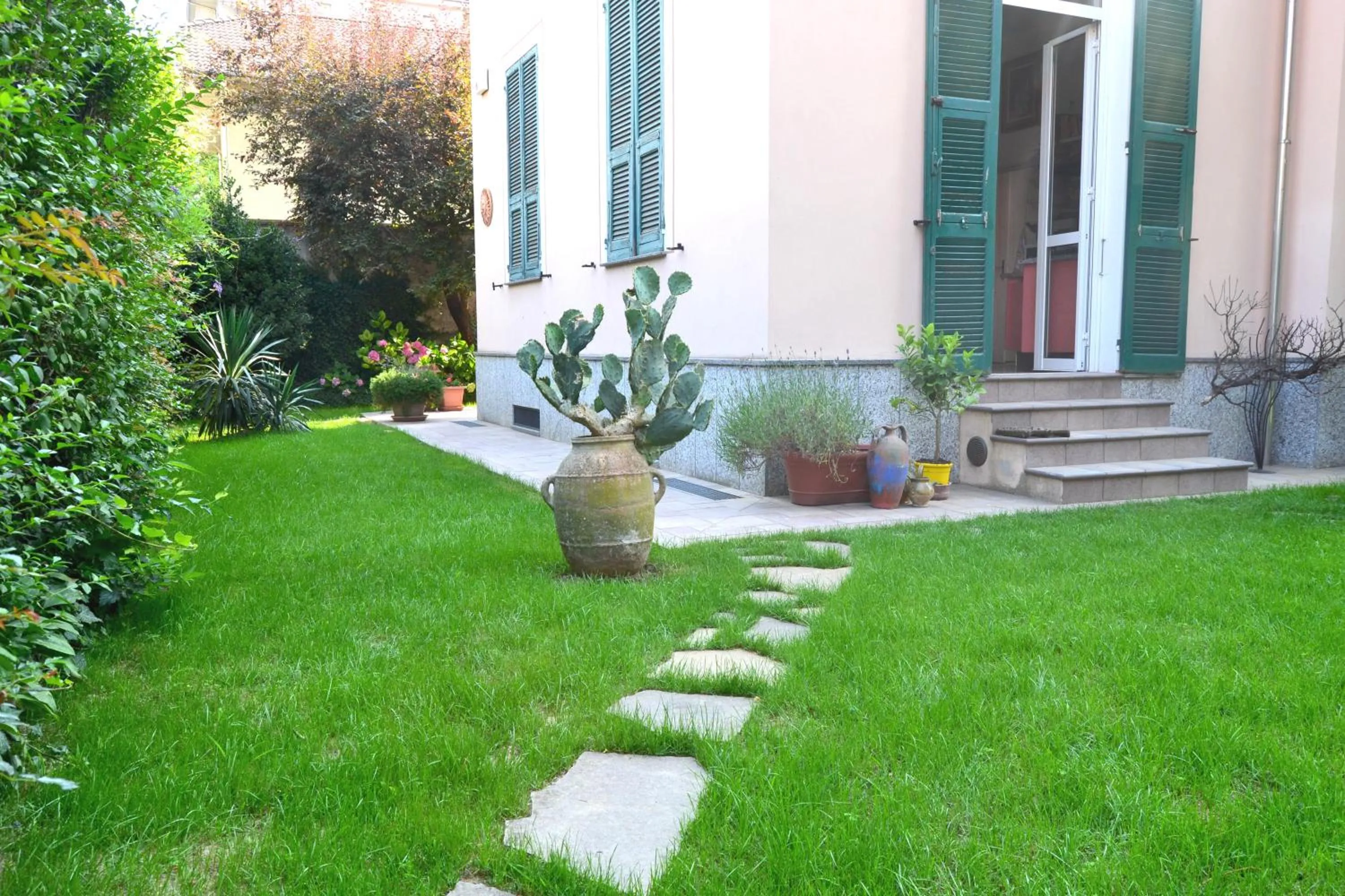 Garden view in Al Giardino degli Artisti