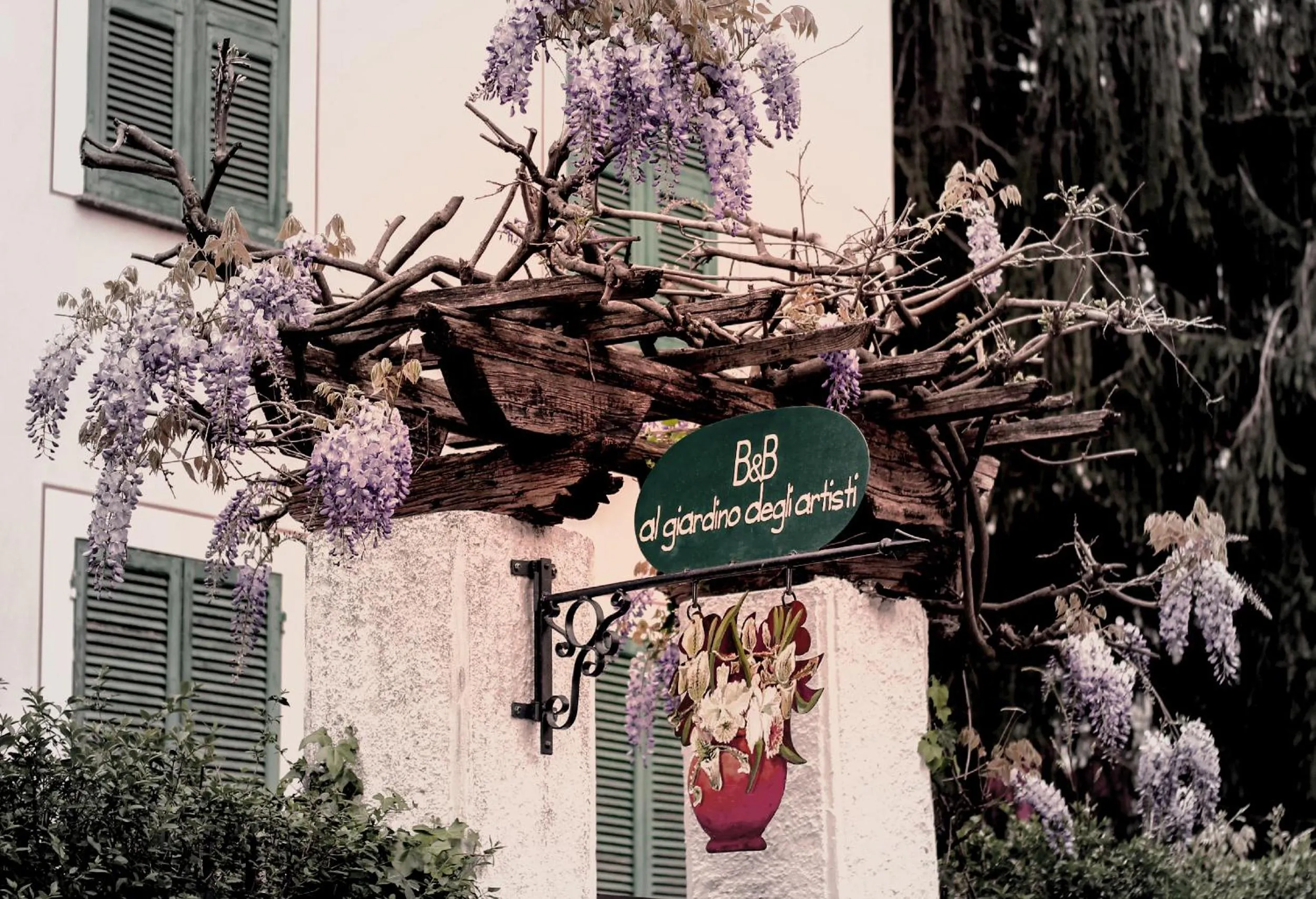 Property logo or sign in Al Giardino degli Artisti