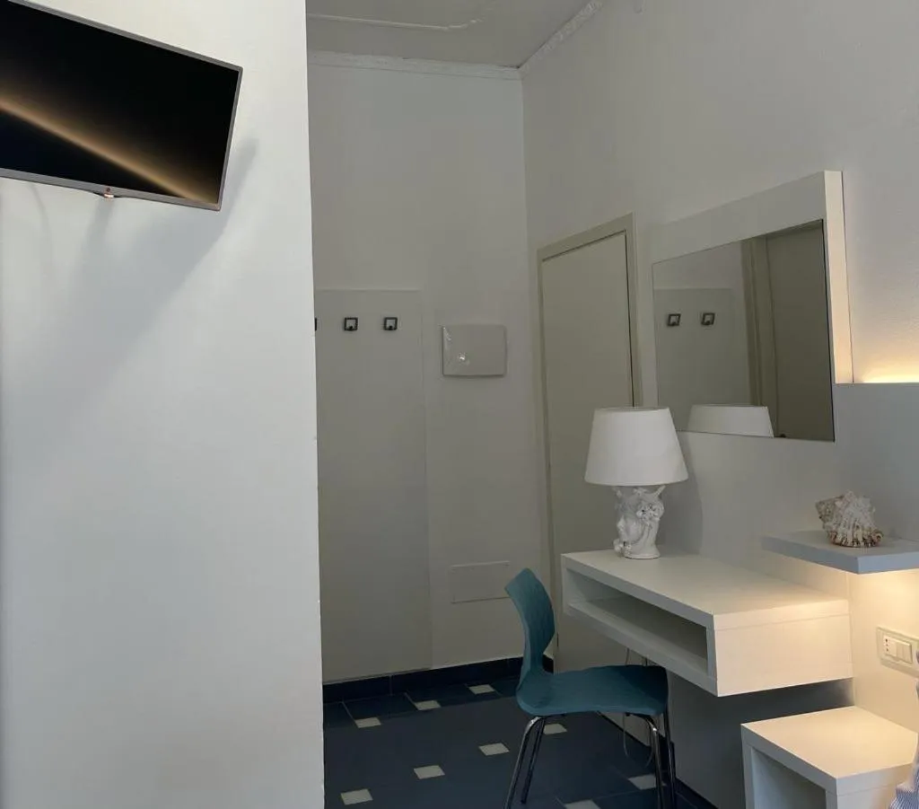 Bedroom in CASA MAJOR Hotel & Appartamenti CERVIA