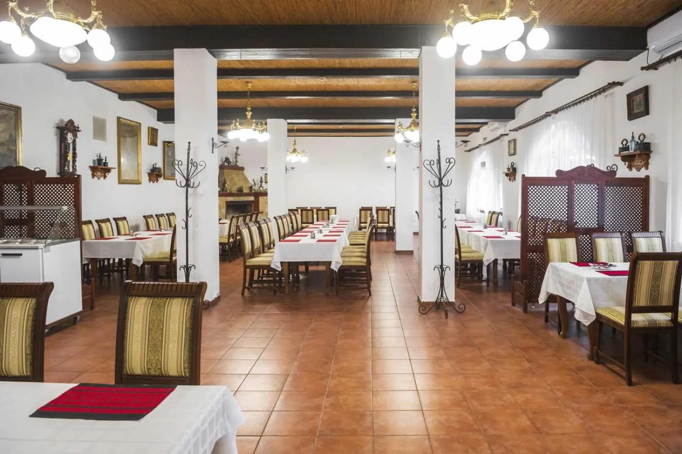 Restaurant/places to eat in Kemence Csárda és Szálloda