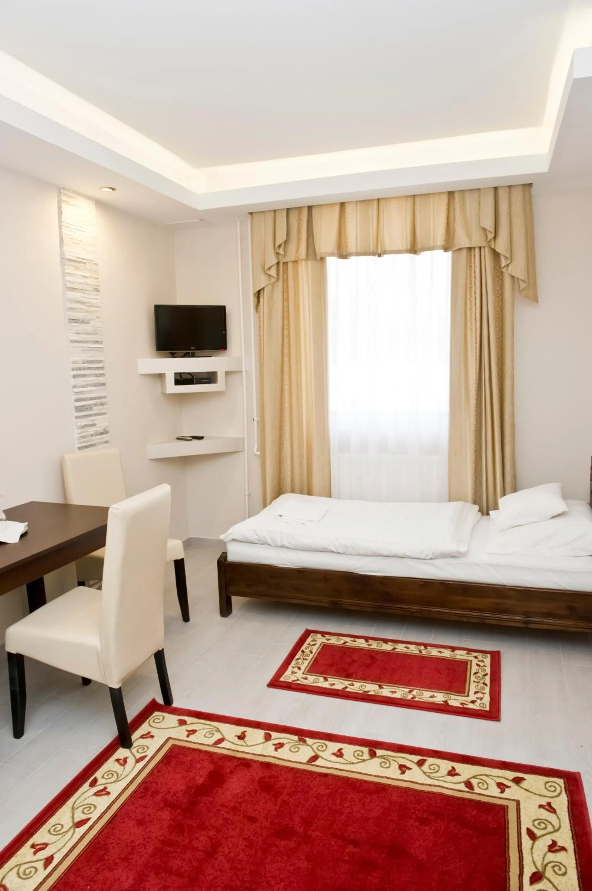 Photo of the whole room in Kemence Csárda és Szálloda