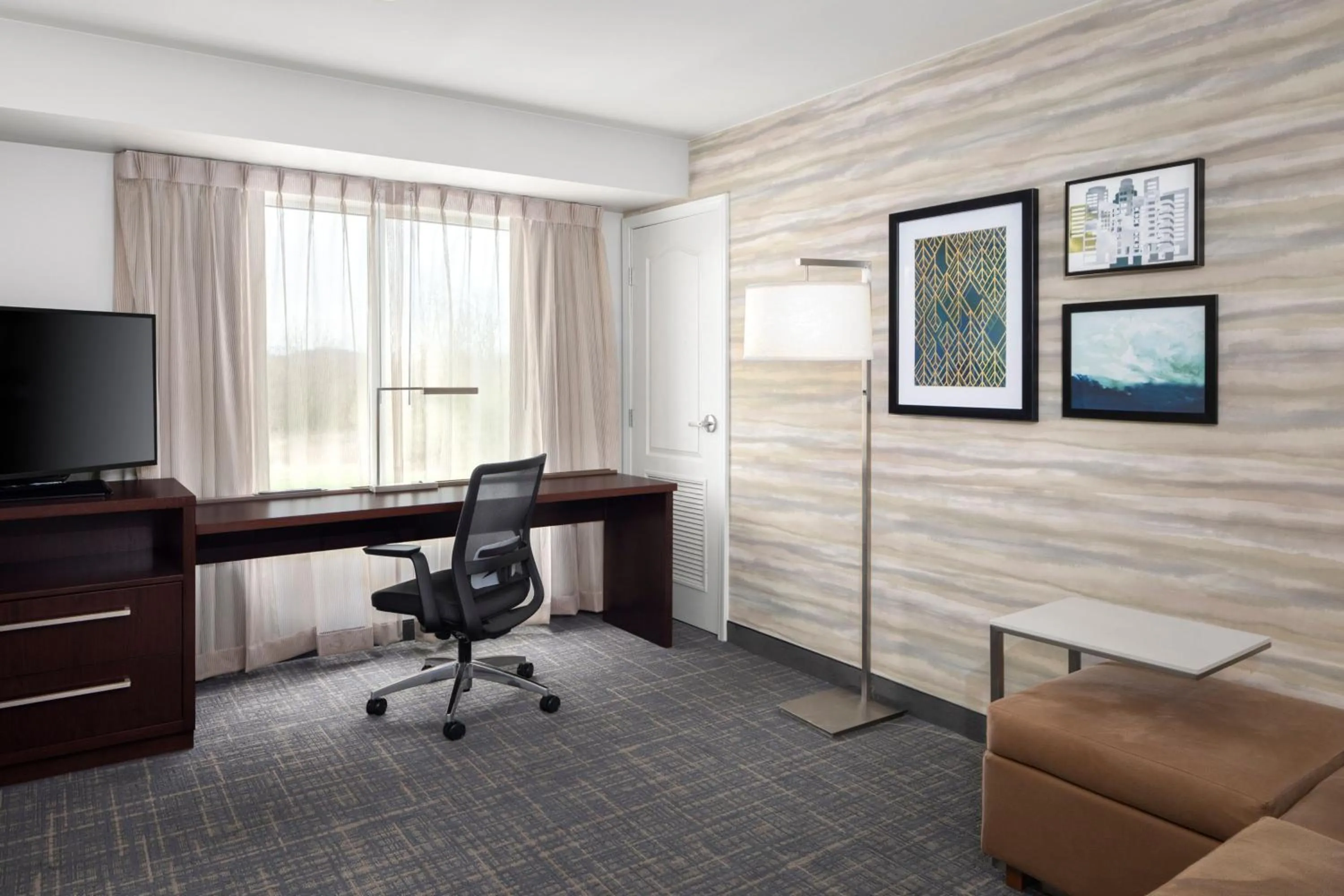 Living room in Residence Inn by Marriott Wheeling/St. Clairsville