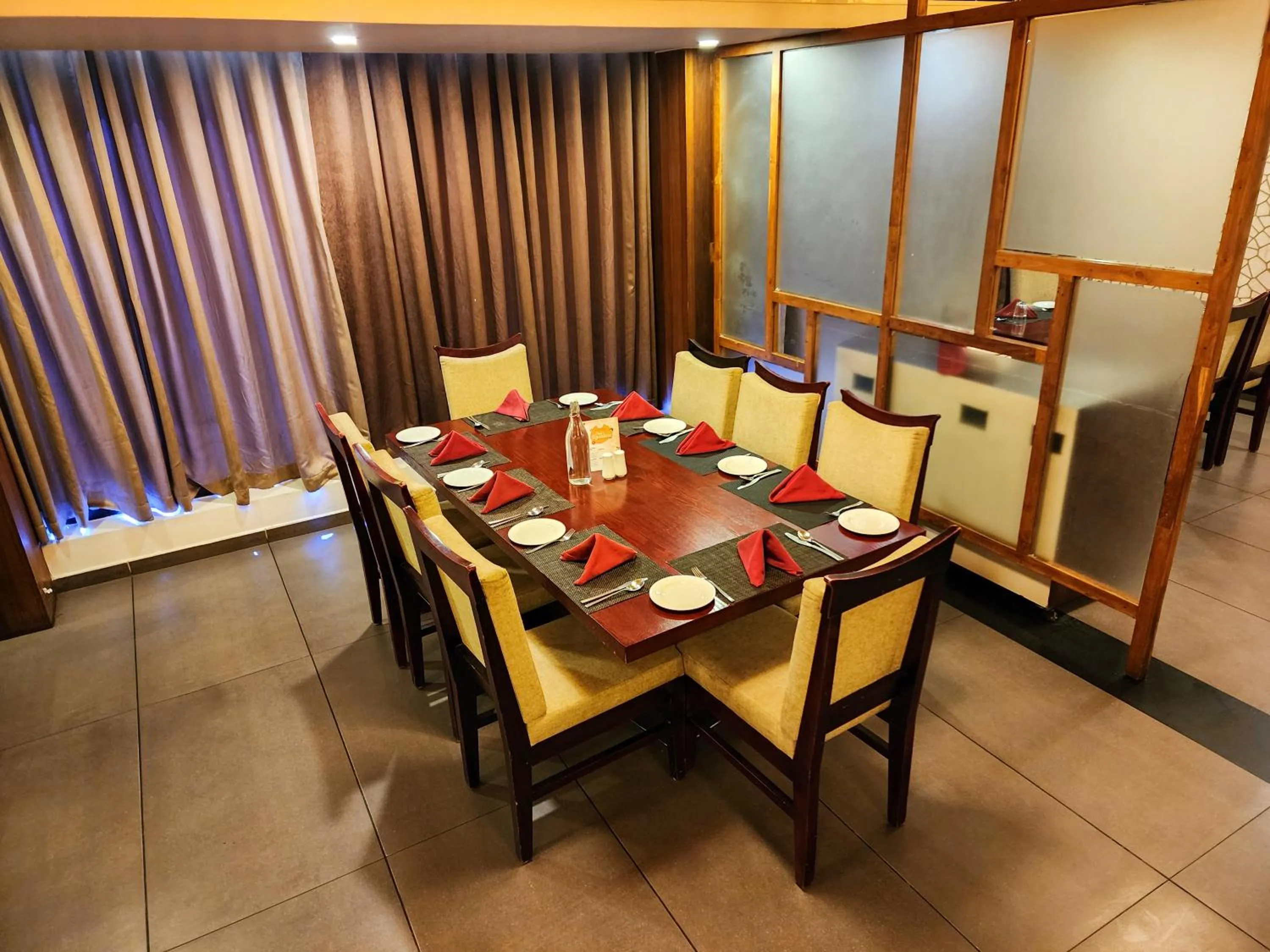 Restaurant/places to eat in Dimora Hotel Thiruvananthapuram