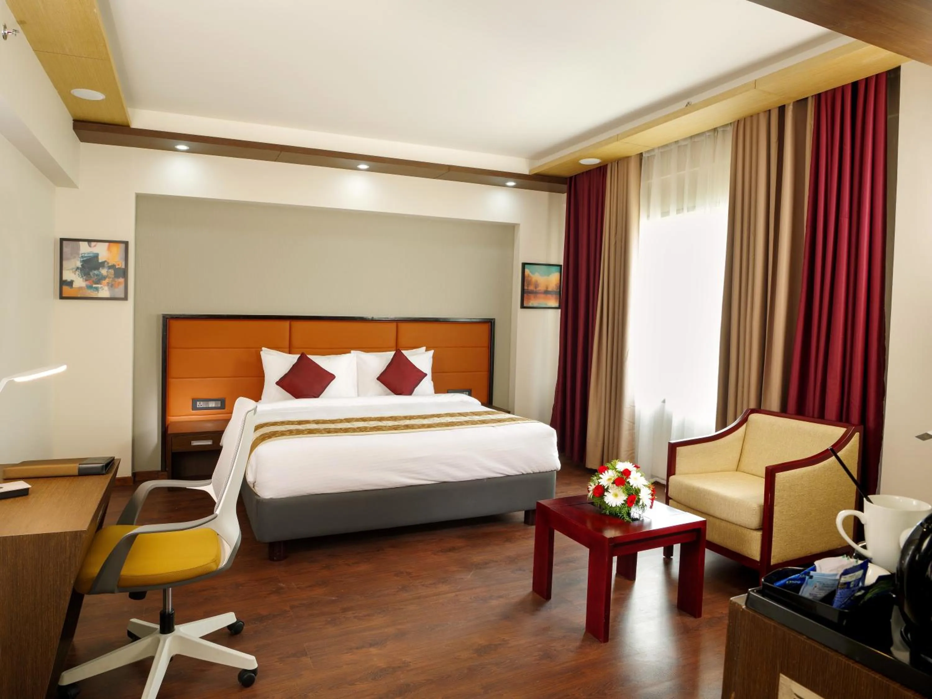 Bed in Dimora Hotel Thiruvananthapuram