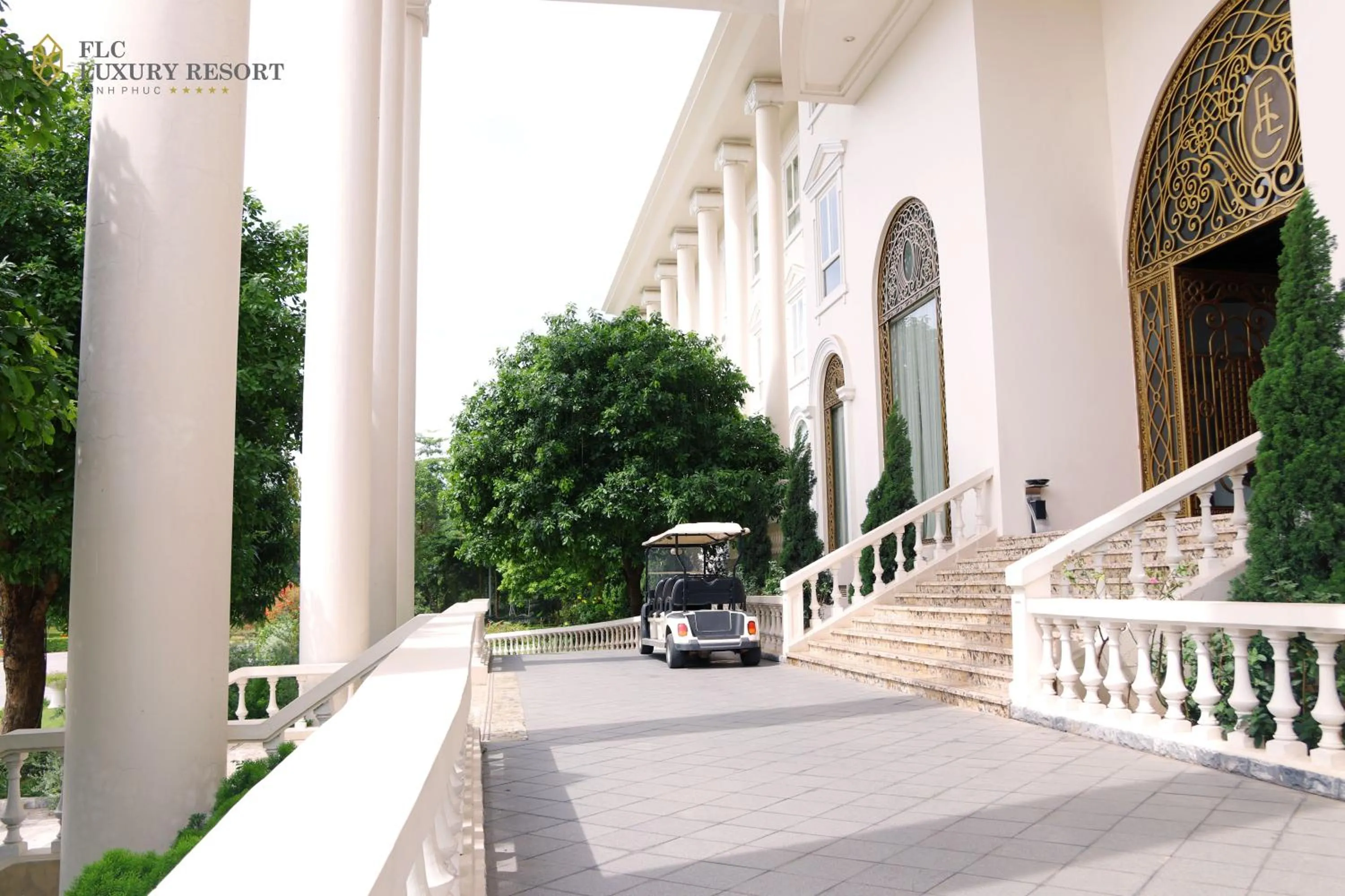 concierge in FLC Luxury Resort Vinh Phuc