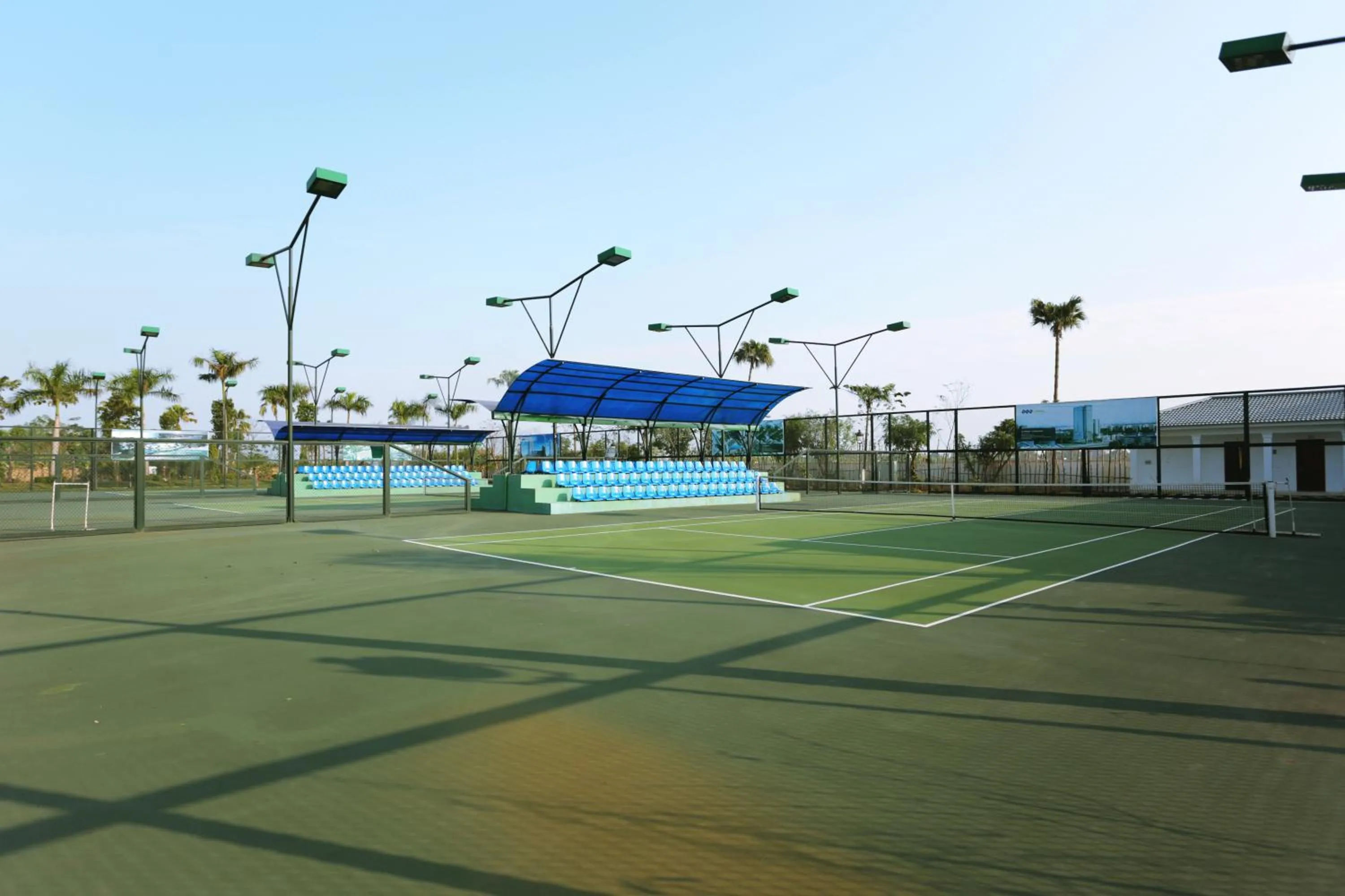 Tennis court in FLC Luxury Resort Vinh Phuc