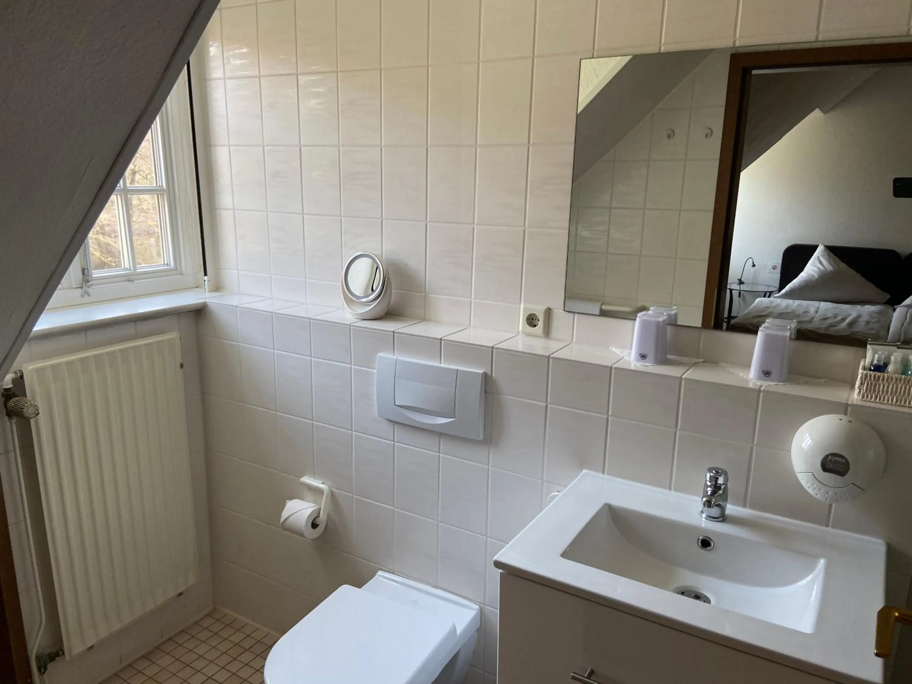 Bathroom in Klosterschänke Hude Hotel Ferienwohnungen Restaurant Café