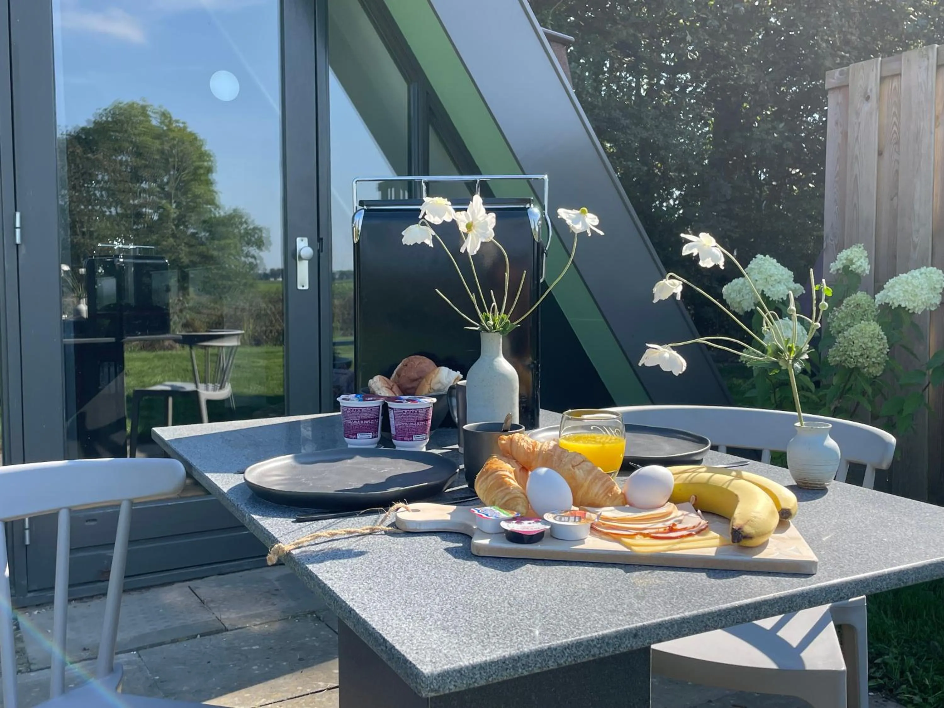 Breakfast in Hotelhuisjes Medemblik