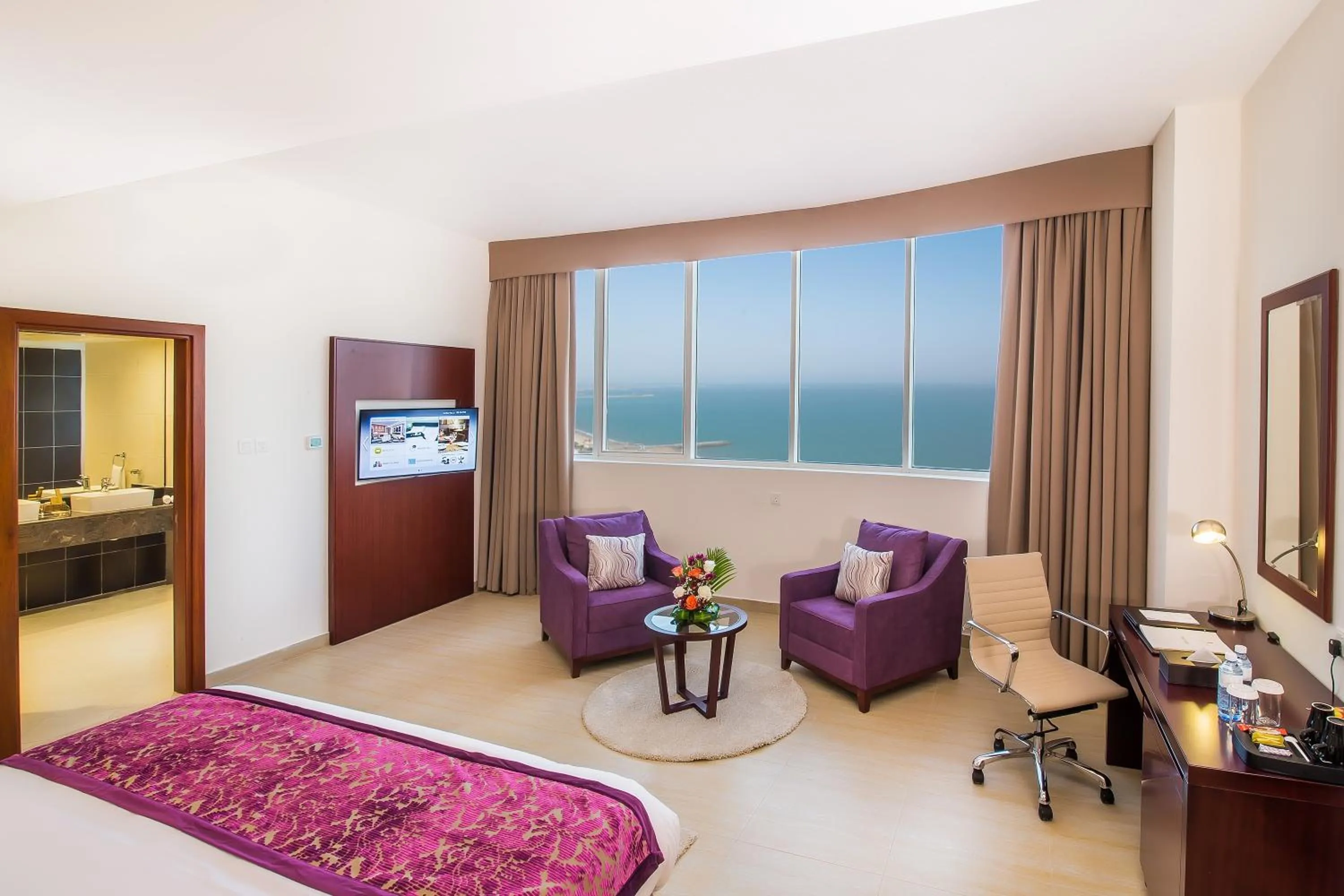 Beach, Bed in V Hotel Fujairah