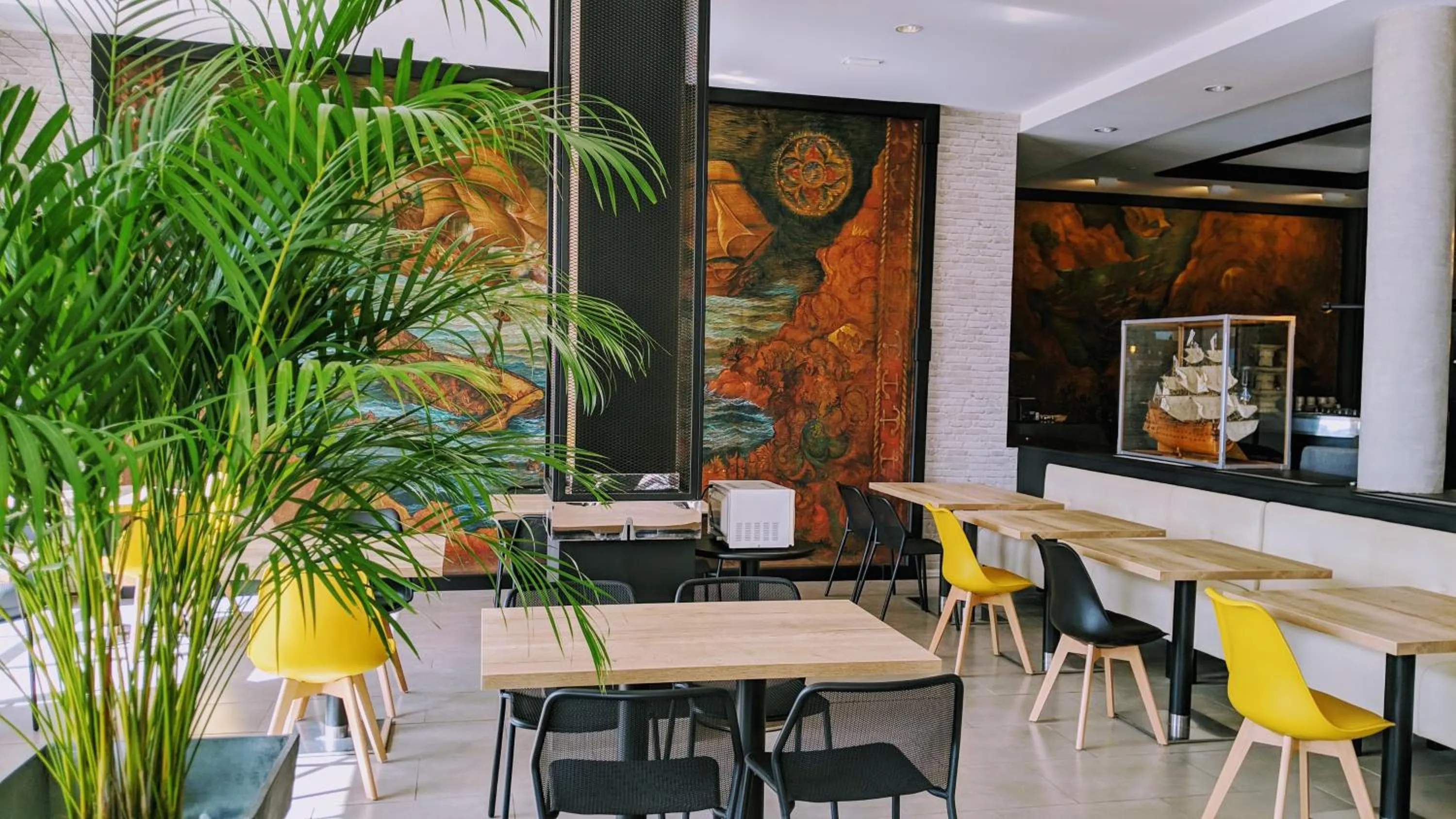 Dining area in Hotel Mira-Mar