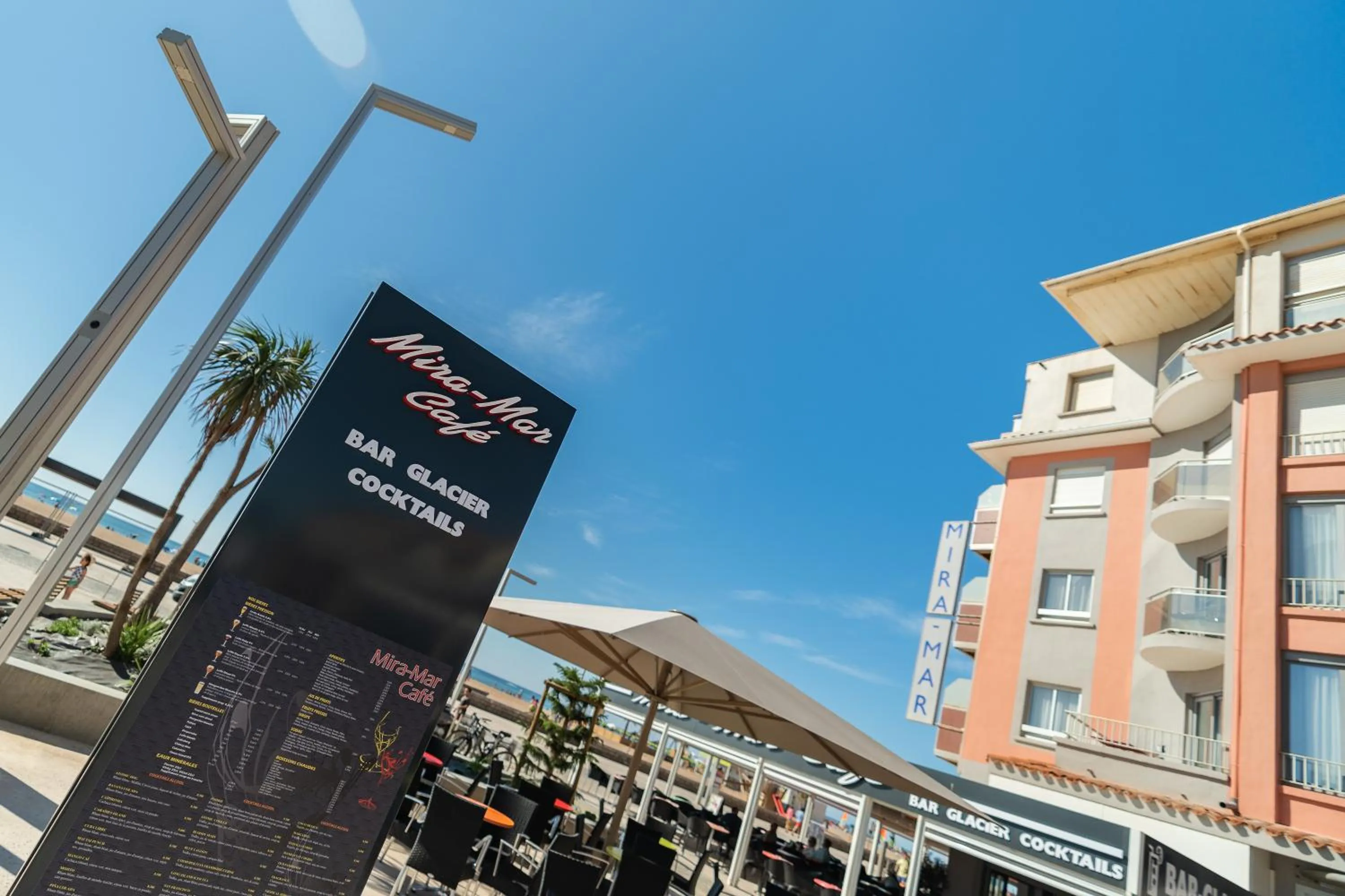 Property building in Hotel Mira-Mar