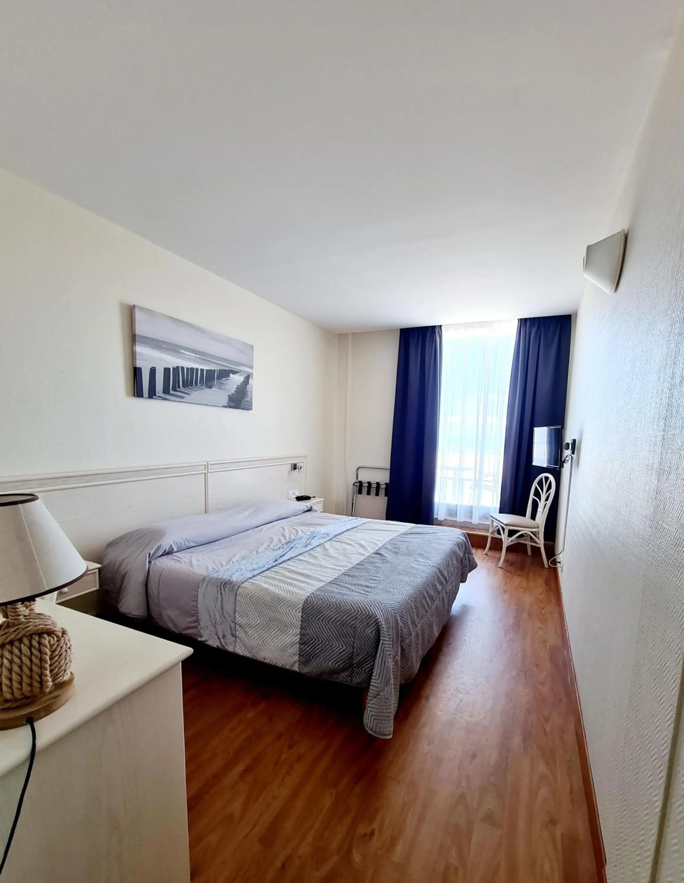 Photo of the whole room, Bed in Hotel Mira-Mar