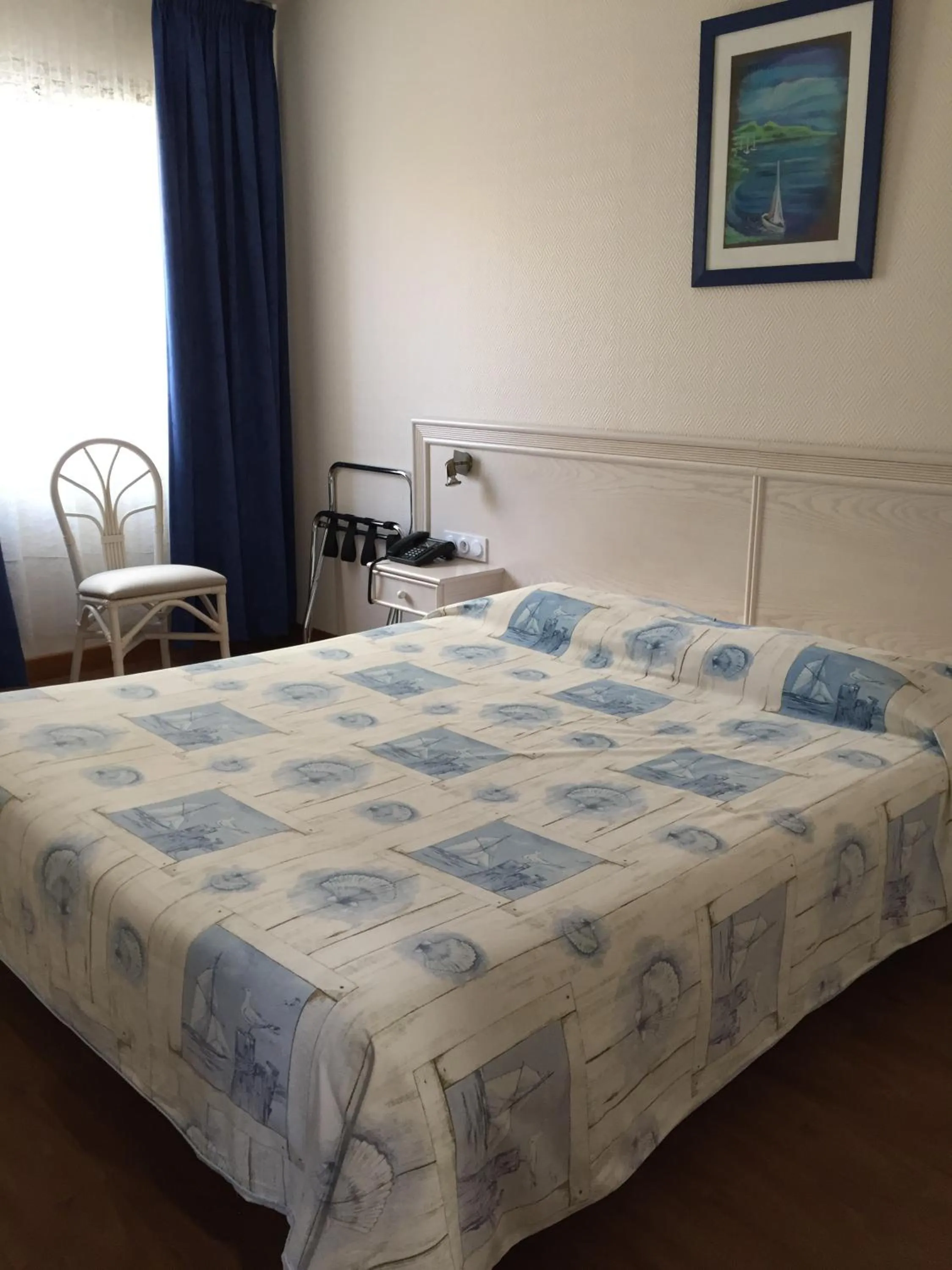 Bedroom, Bed in Hotel Mira-Mar