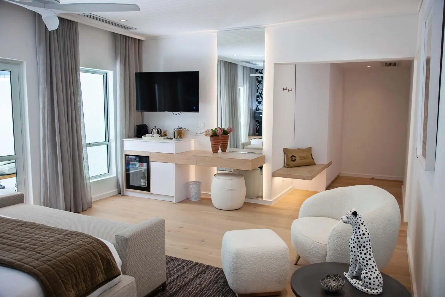 Photo of the whole room in La Petite Ferme