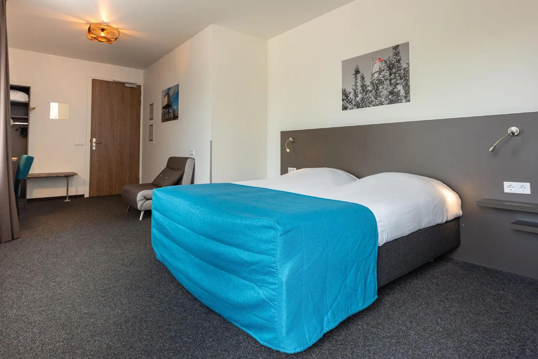 Property building, Bed in Hotelletje de Veerman