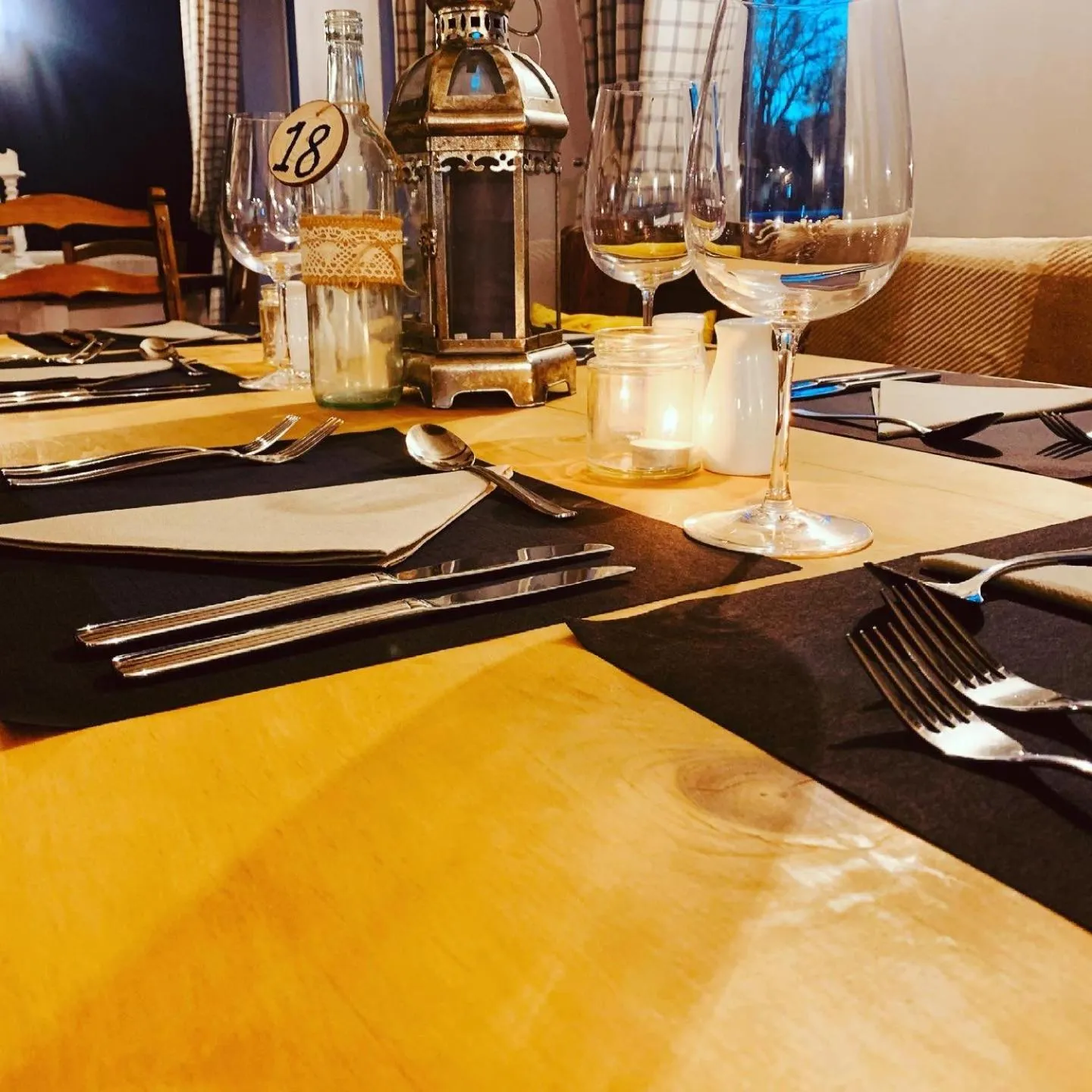 Dining area in The Sun Inn