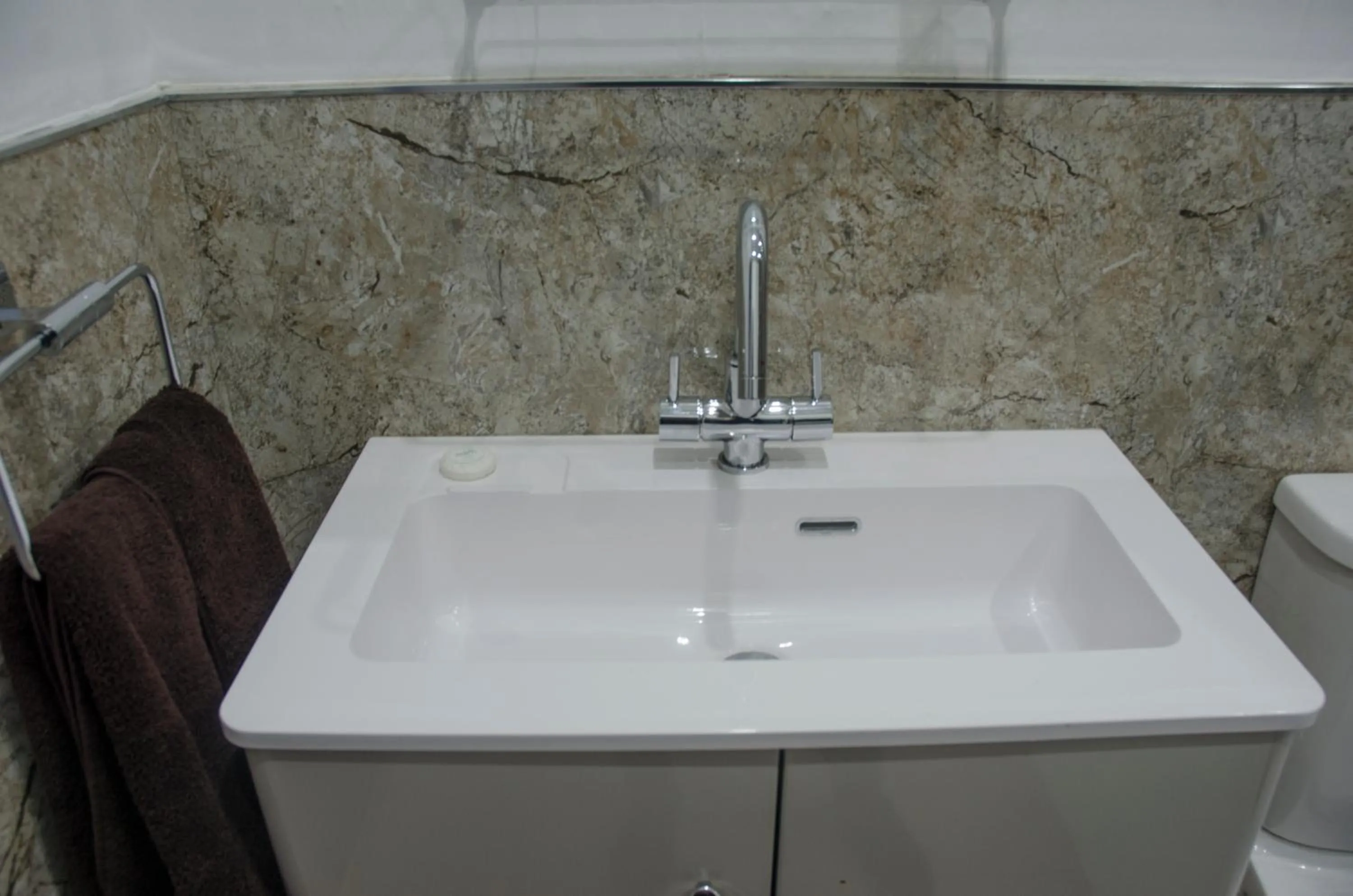 Toilet in The Sun Inn