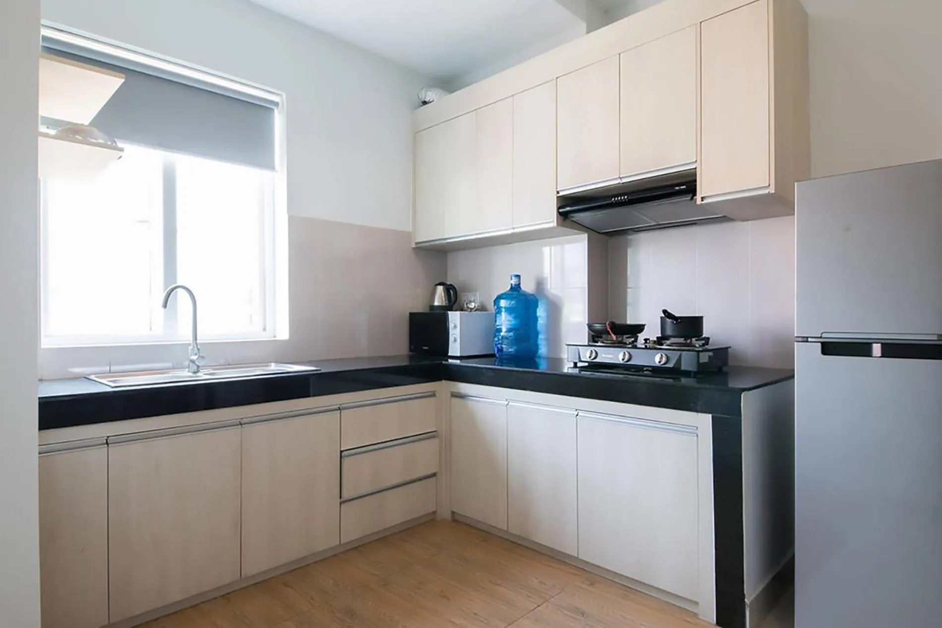 Kitchen or kitchenette in La Belle Residence