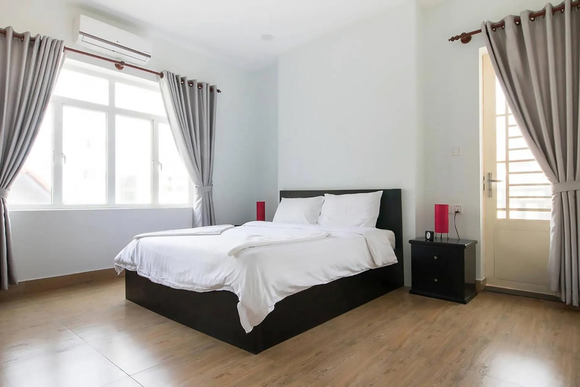 Bedroom, Bed in La Belle Residence