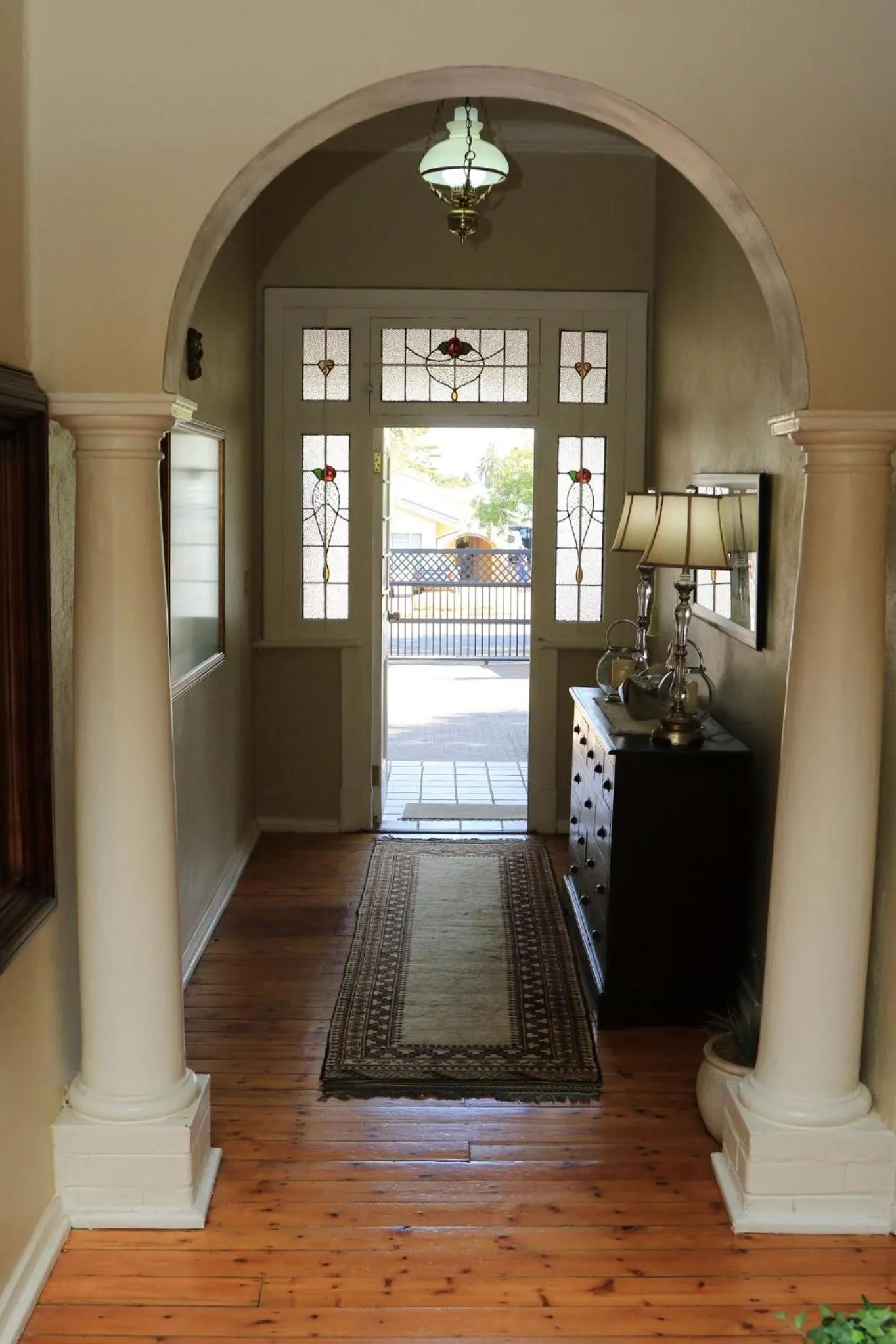 Facade/entrance, Bed in Oxford Lodge Vryheid