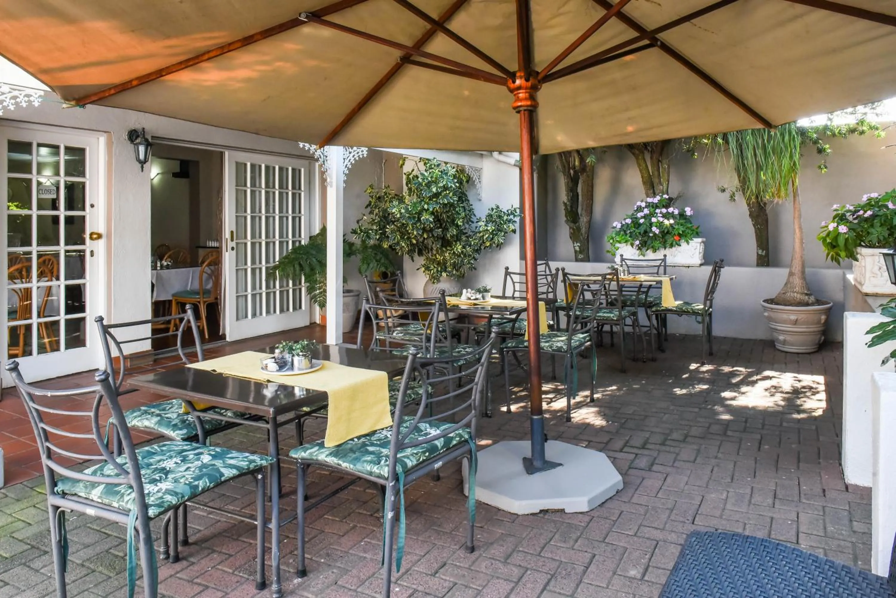 Patio in Oxford Lodge Vryheid
