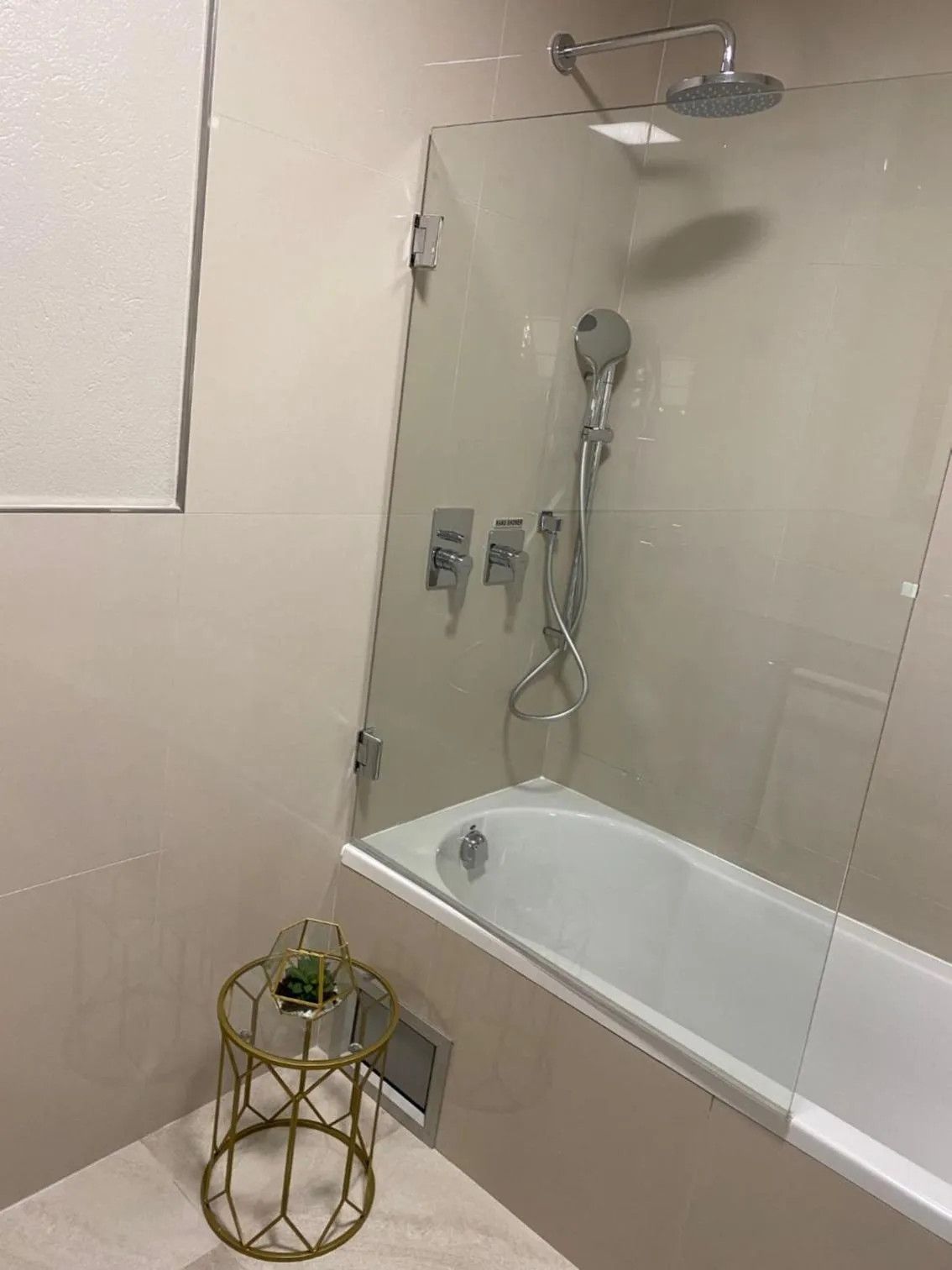 Bath in Oxford Lodge Vryheid