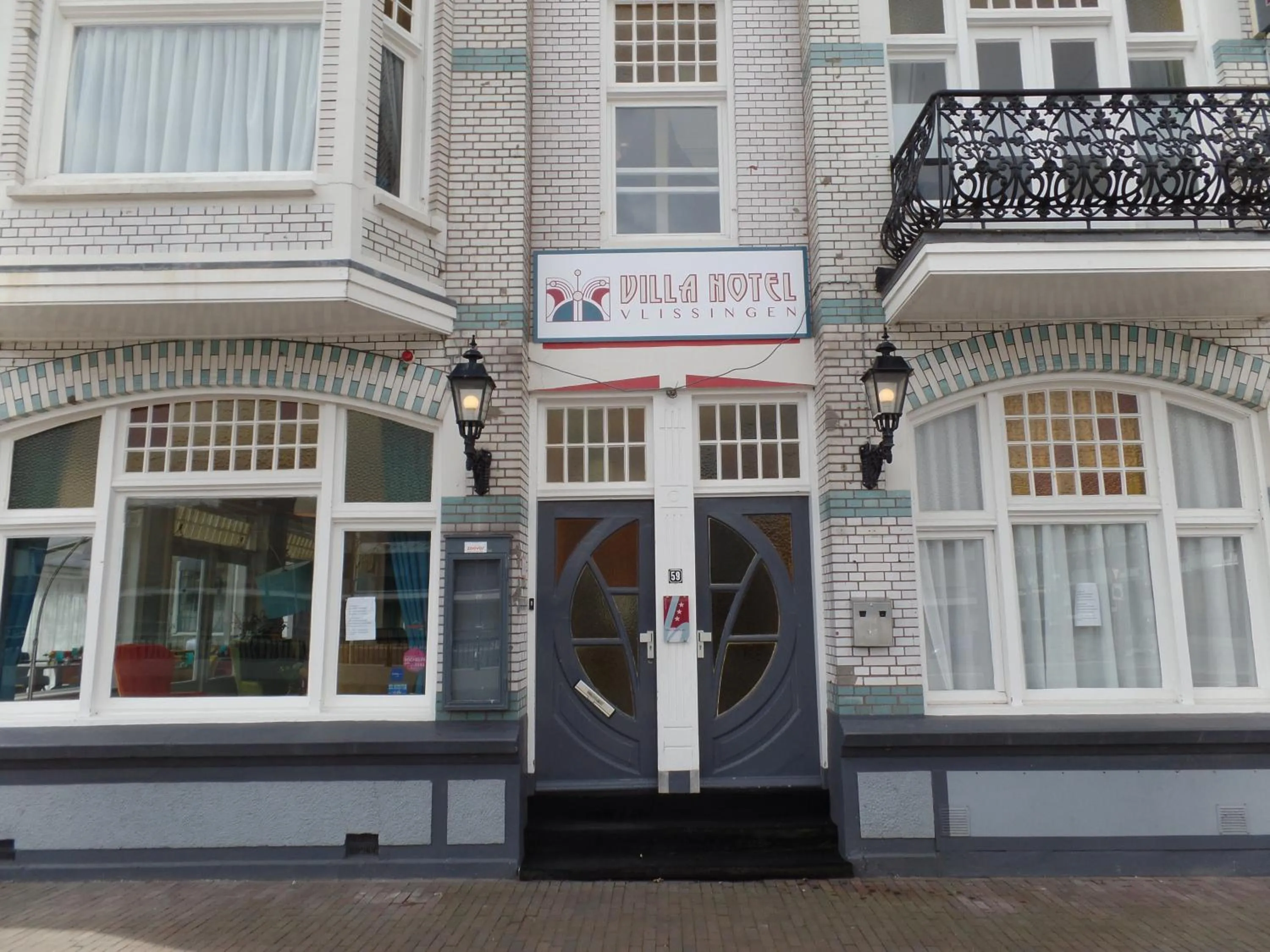 Facade/entrance in Villahotel Vlissingen