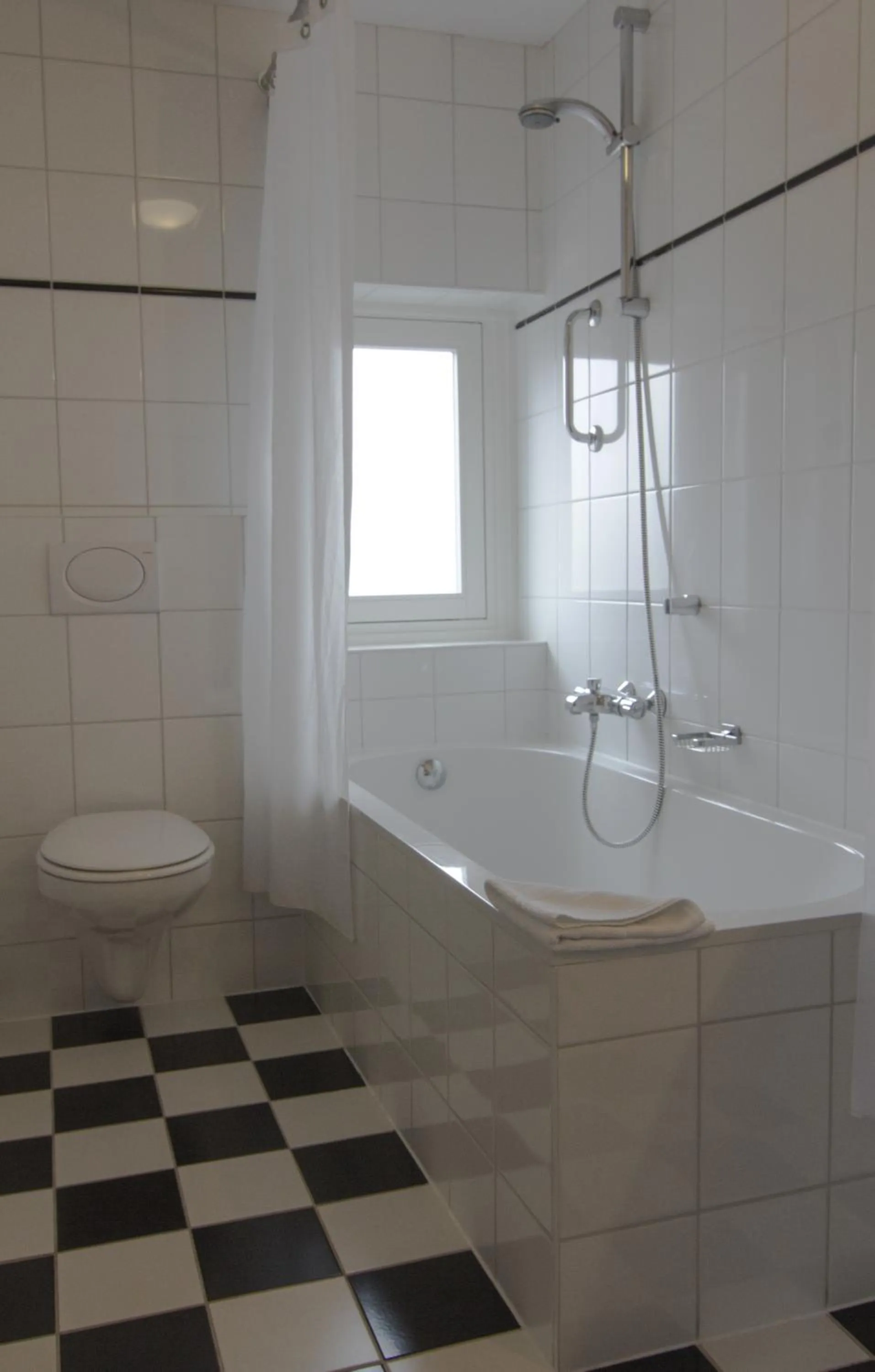 Shower in Hotel Boer Goossens