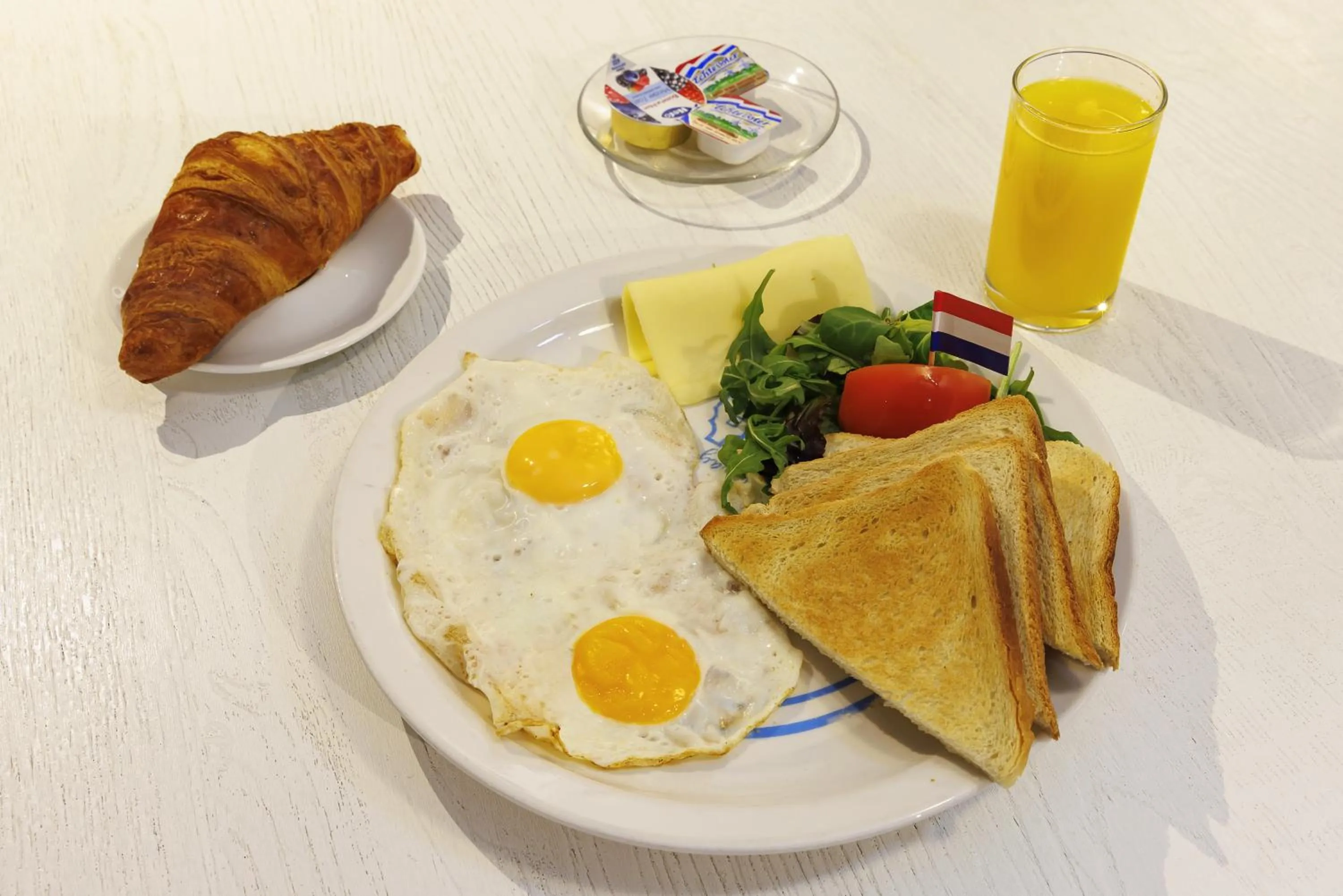 Breakfast in Hotel CC