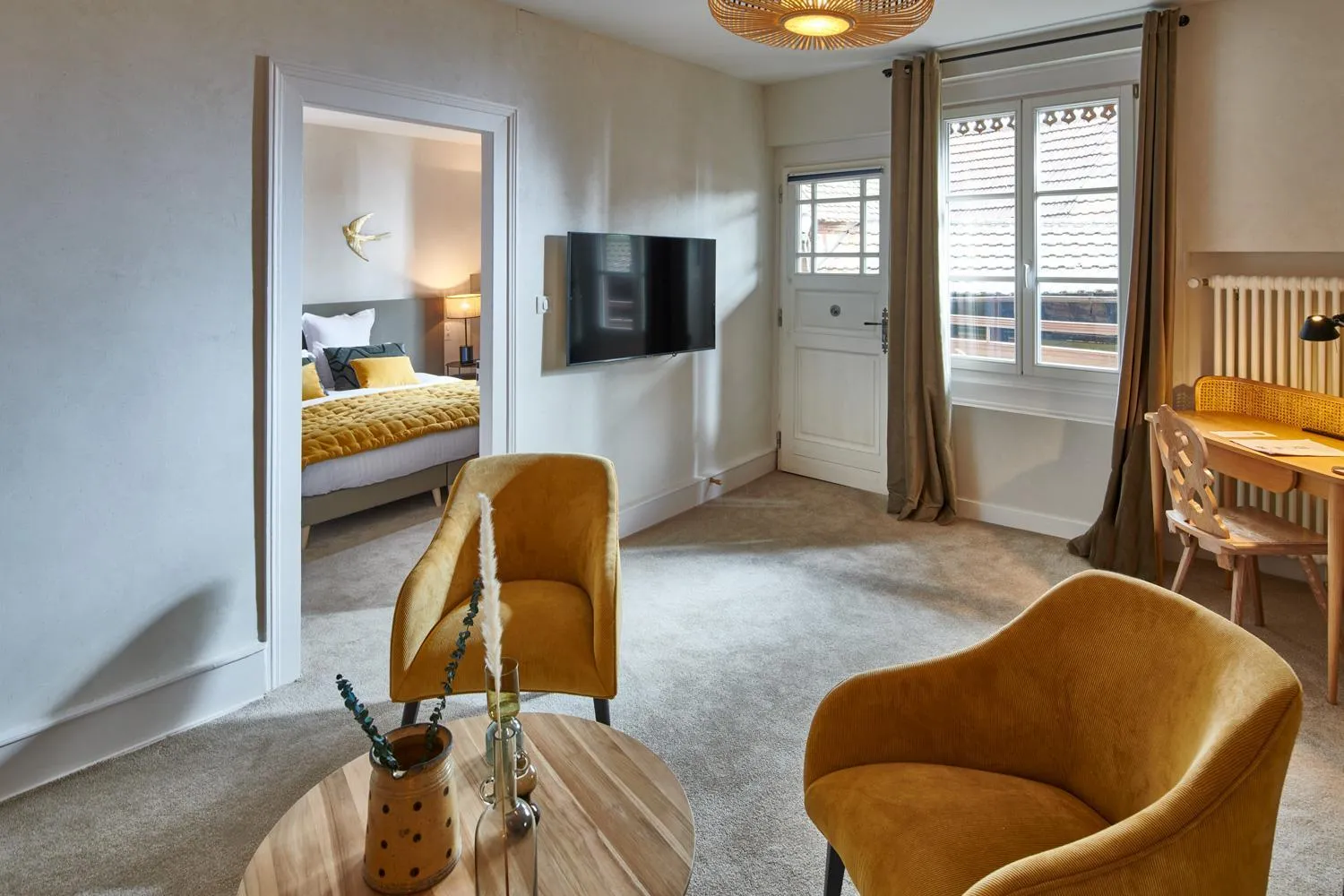 Photo of the whole room, Bed in Pêche de Vigne & Spa