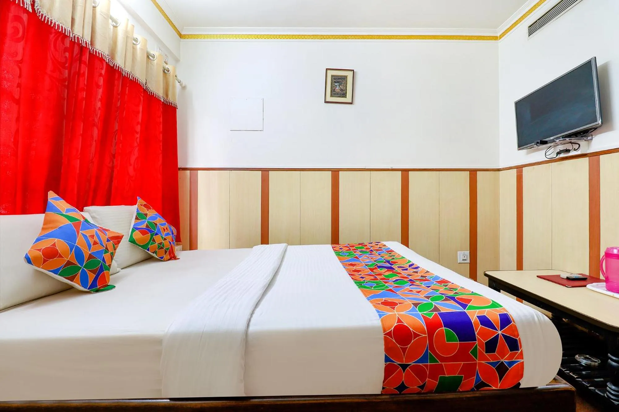 Bed in FabHotel Shivaals Residency - Rajajinagar