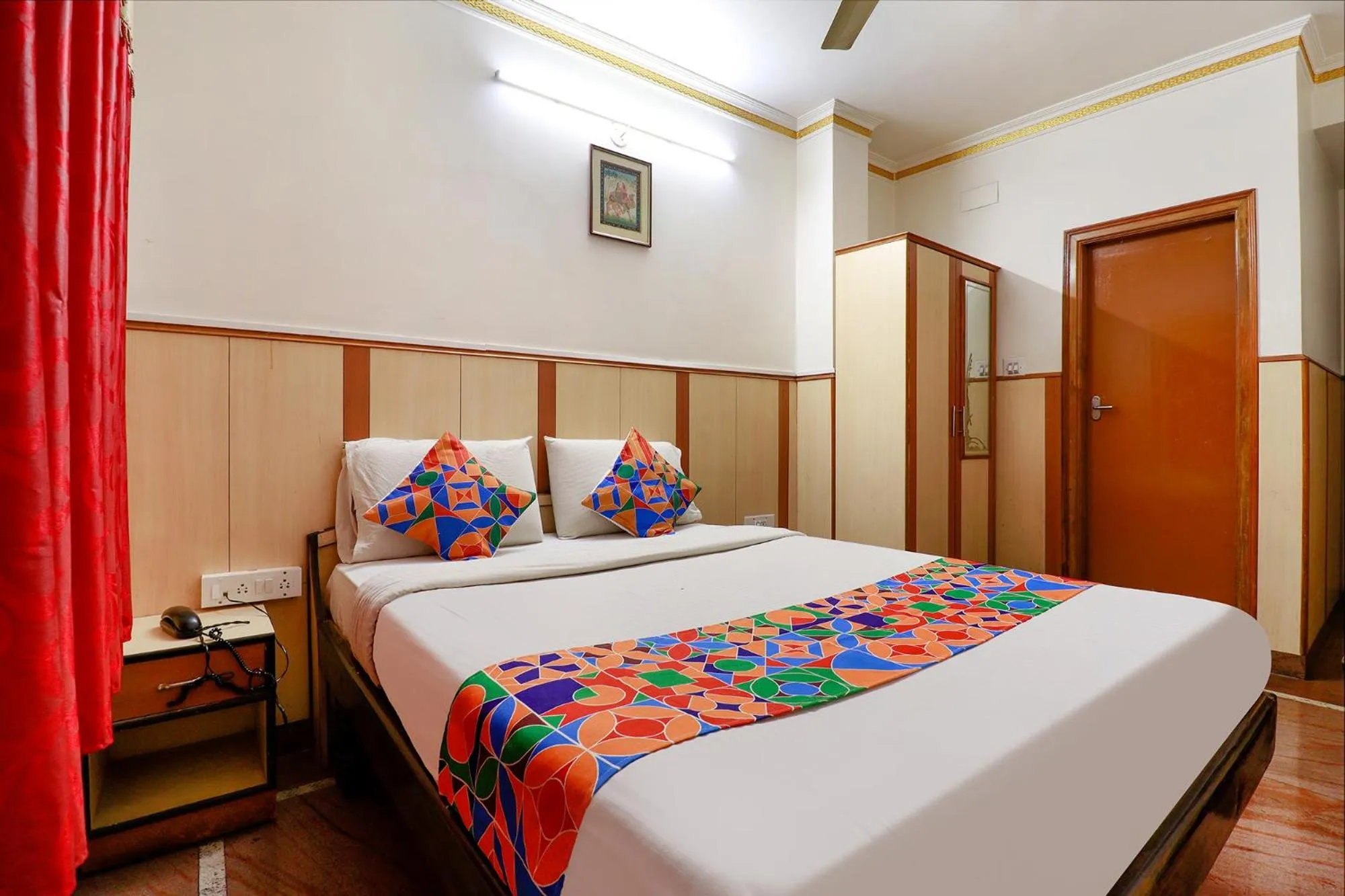 Bed in FabHotel Shivaals Residency - Rajajinagar