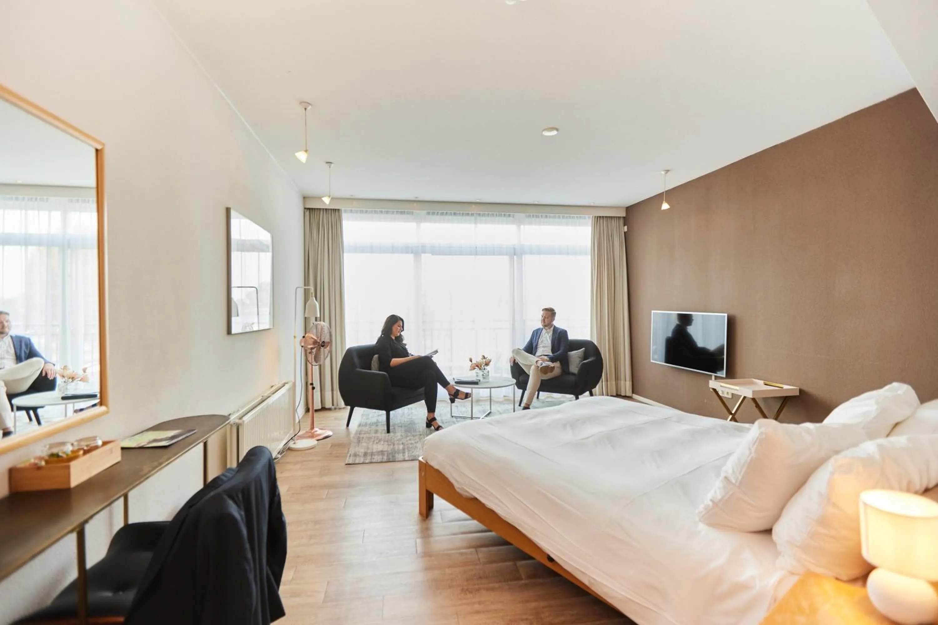 Photo of the whole room, Bed in De Zon Hotel & Restaurant by Flow