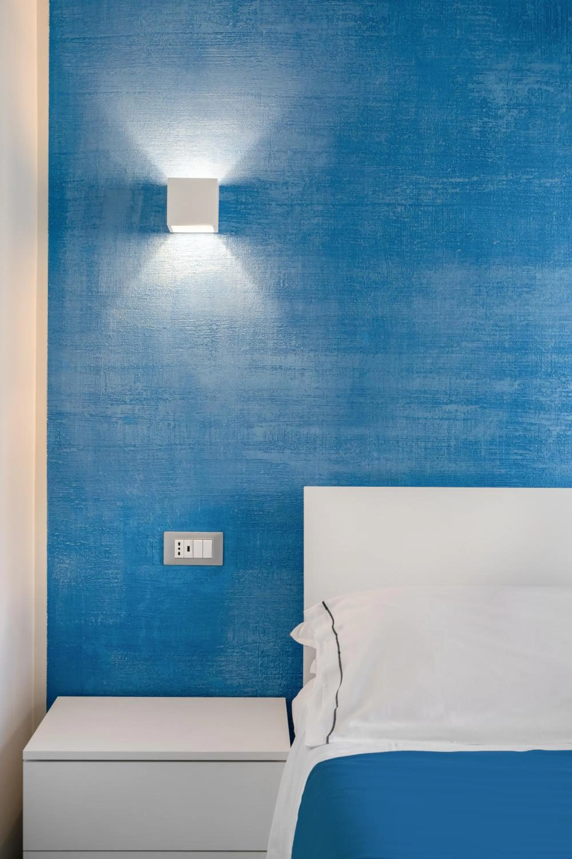 Bed in The Reef Sorrento